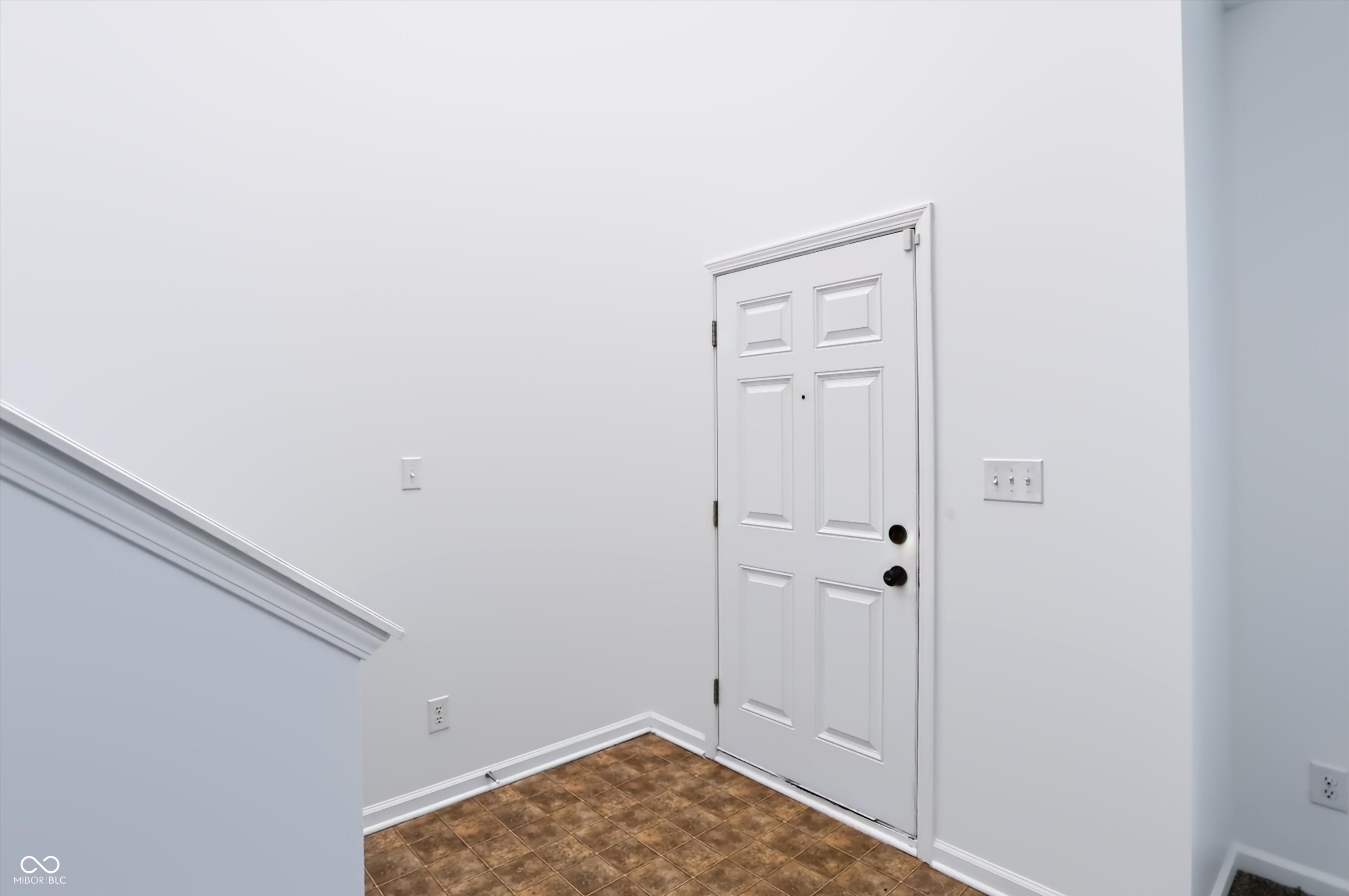 4818 Ladywood Bluff, Indianapolis, IN, 46226 photo 5 of 64