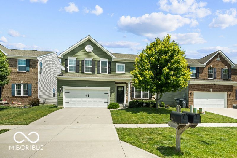 761 Reunion Lane, Greenwood, IN, 46143 photo 5 of 49