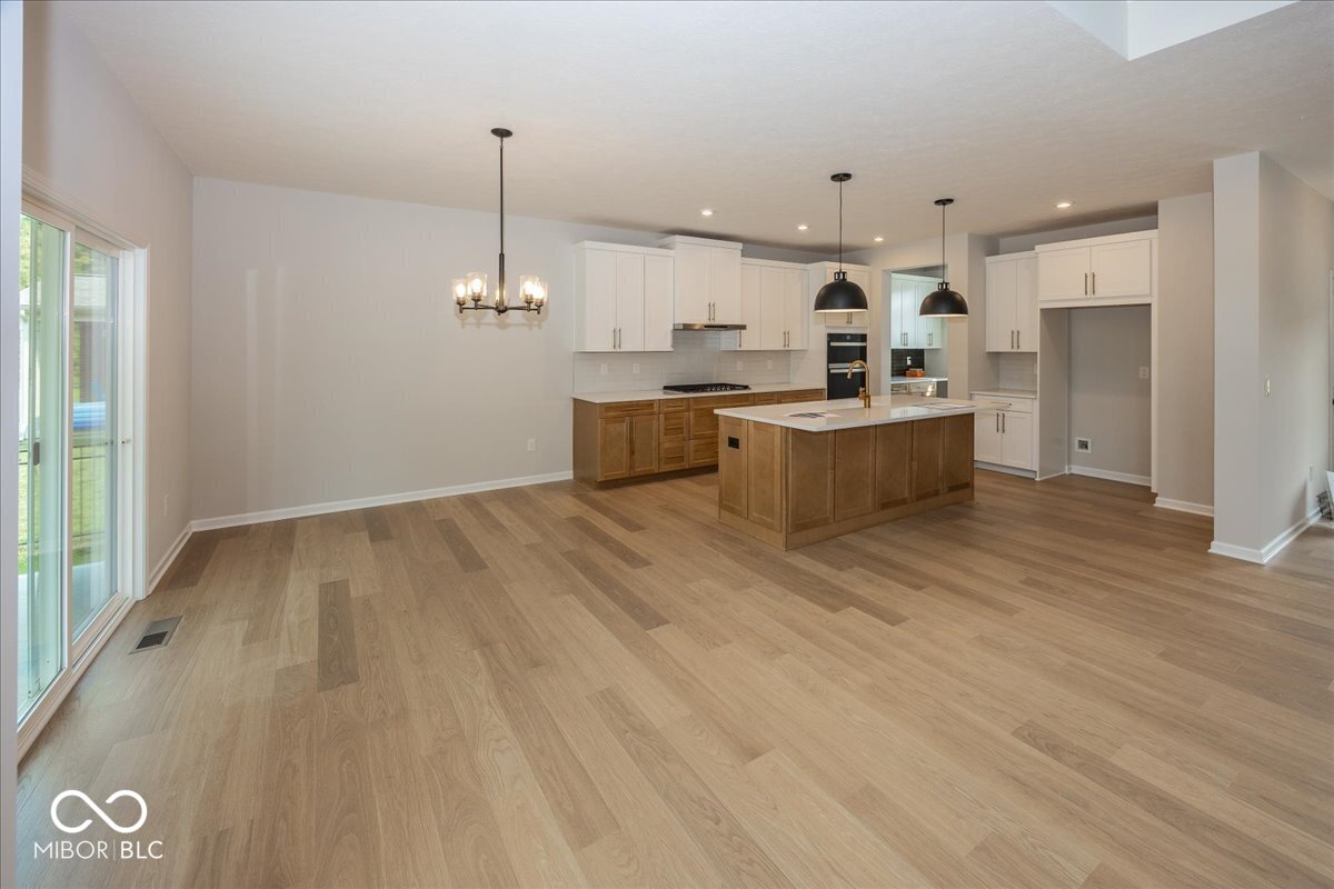 6326 Willow Branch Way, Plainfield, IN, 46168 photo 5 of 32