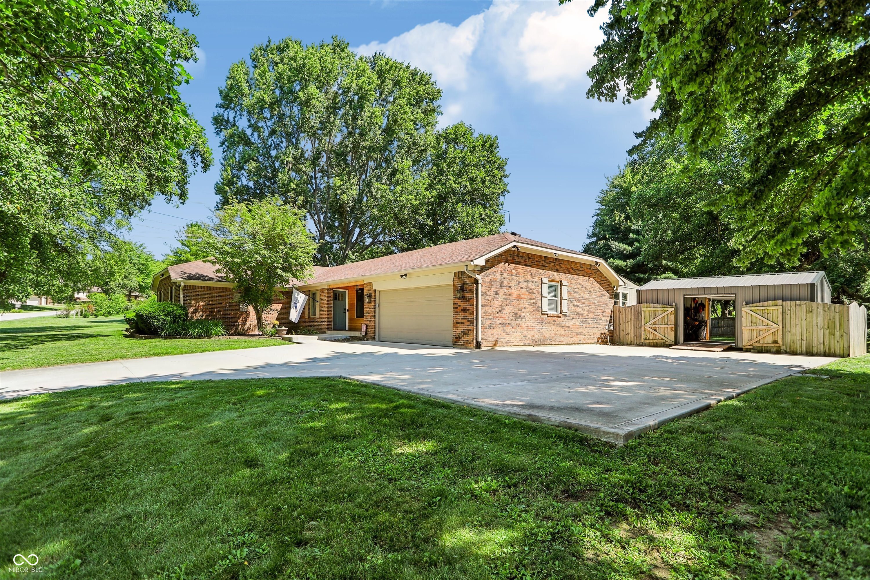 2577 Horizon Boulevard, Greenwood, IN, 46143 photo 5 of 74