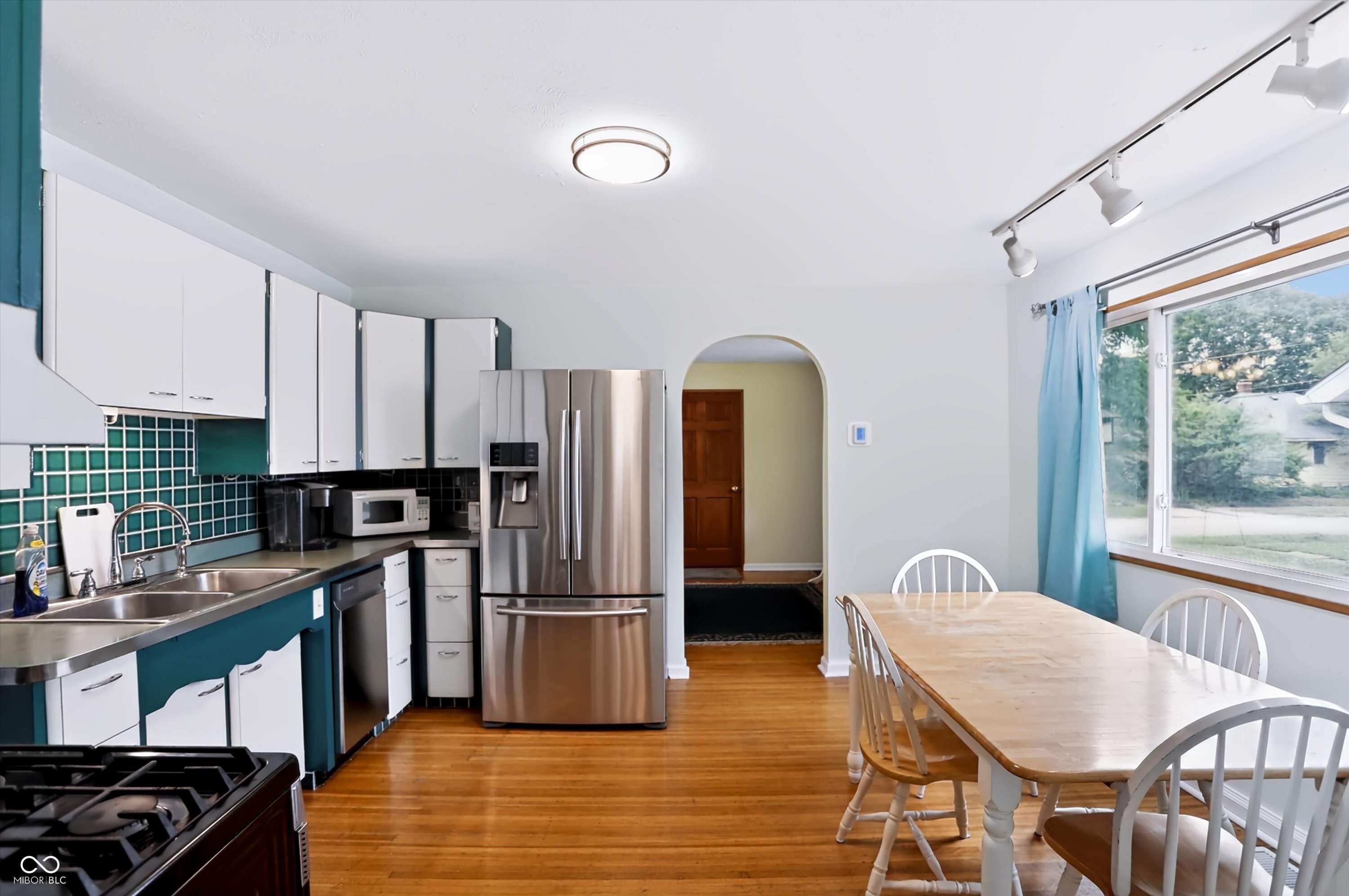 1164 N Gladstone Avenue, Indianapolis, IN, 46201 photo 5 of 17