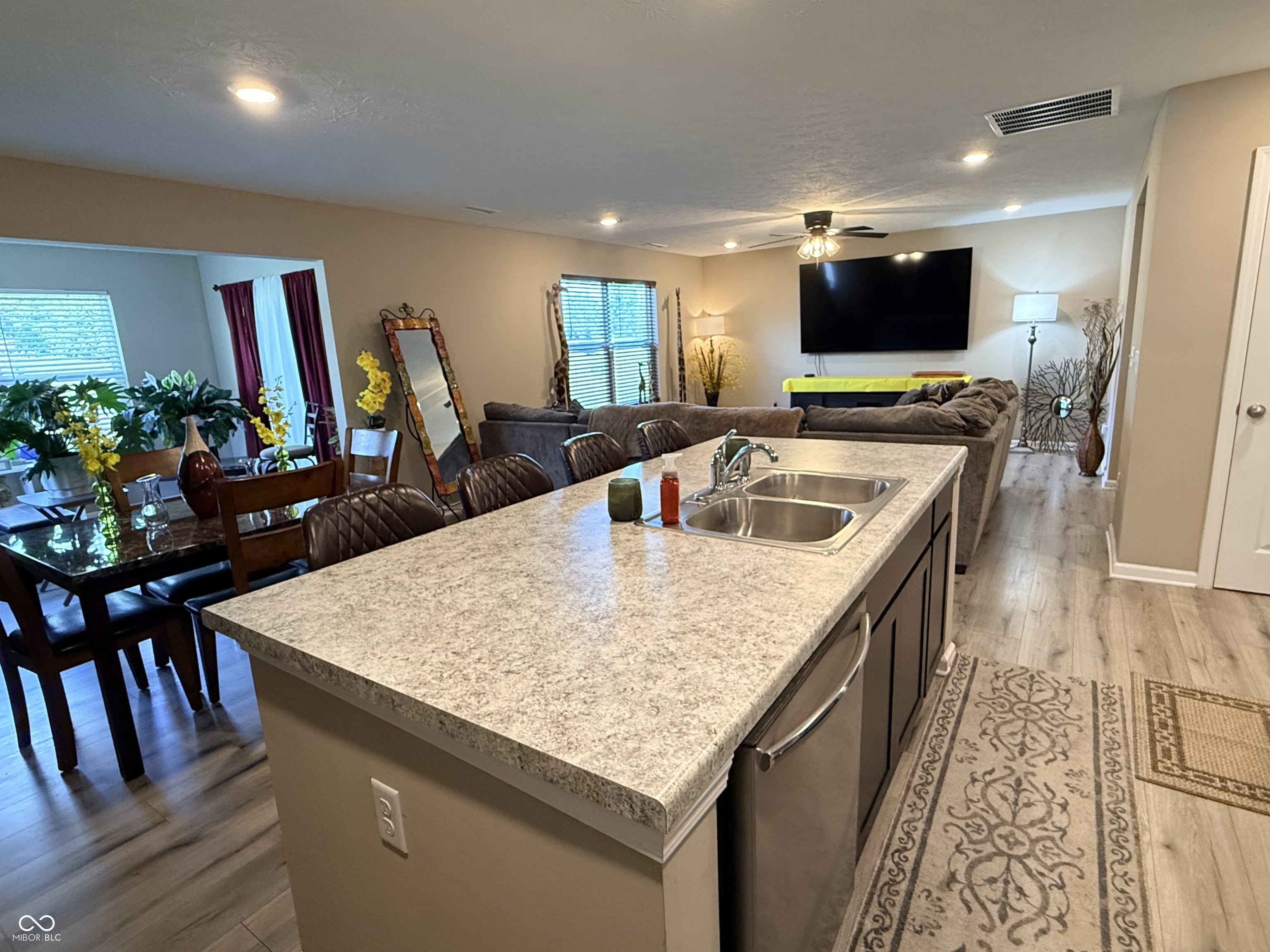 4152 Sedgewick Lane, Columbus, IN, 47201 photo 5 of 19