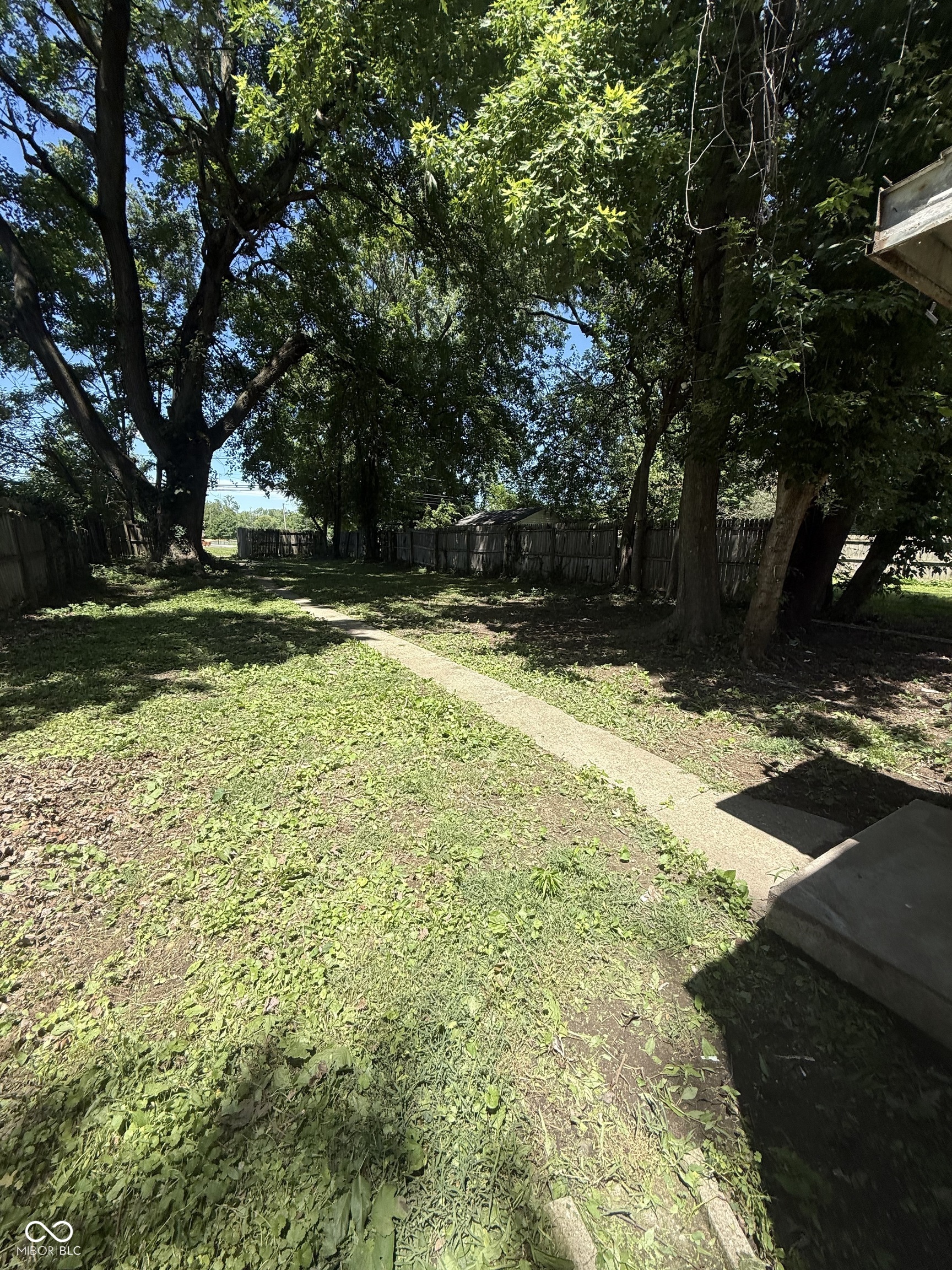 1916 N Colorado Avenue, Indianapolis, IN, 46218 photo 5 of 17