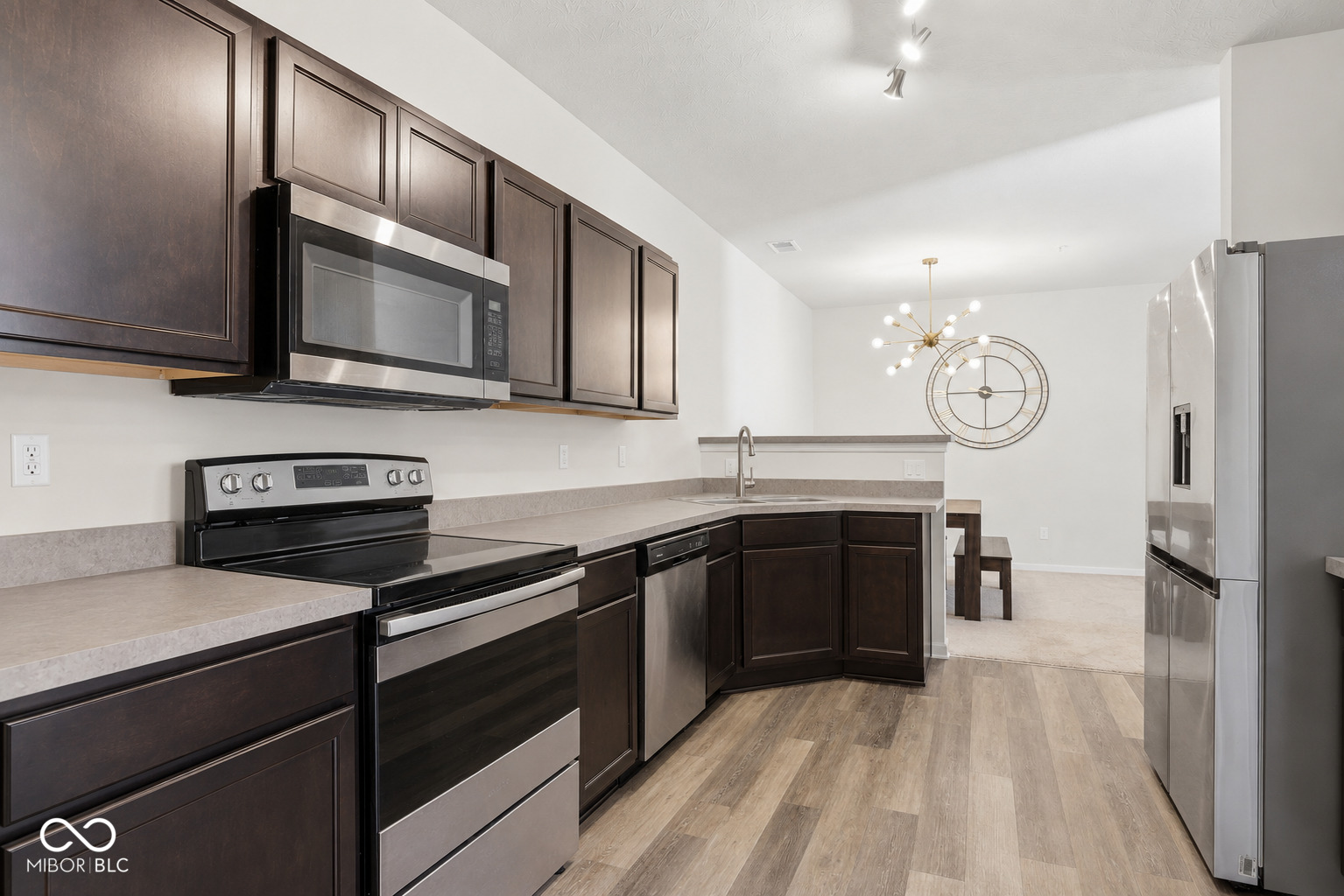 12075 Scoria Drive #900, Fishers, IN, 46038 photo 5 of 21