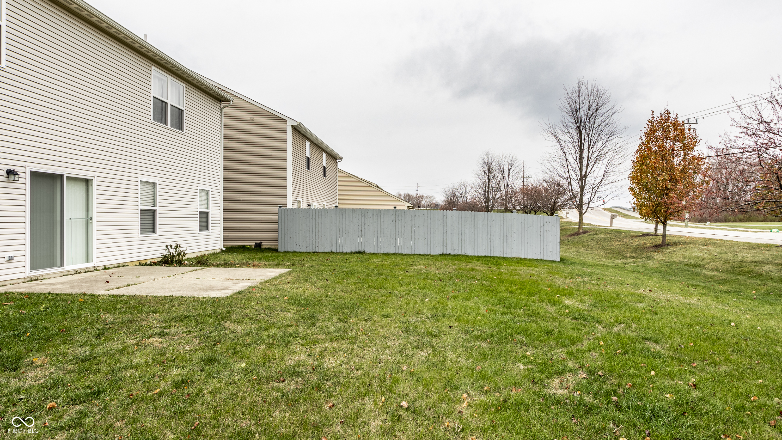 12435 Schoolhouse Road, Fishers, IN, 46037 photo 5 of 46