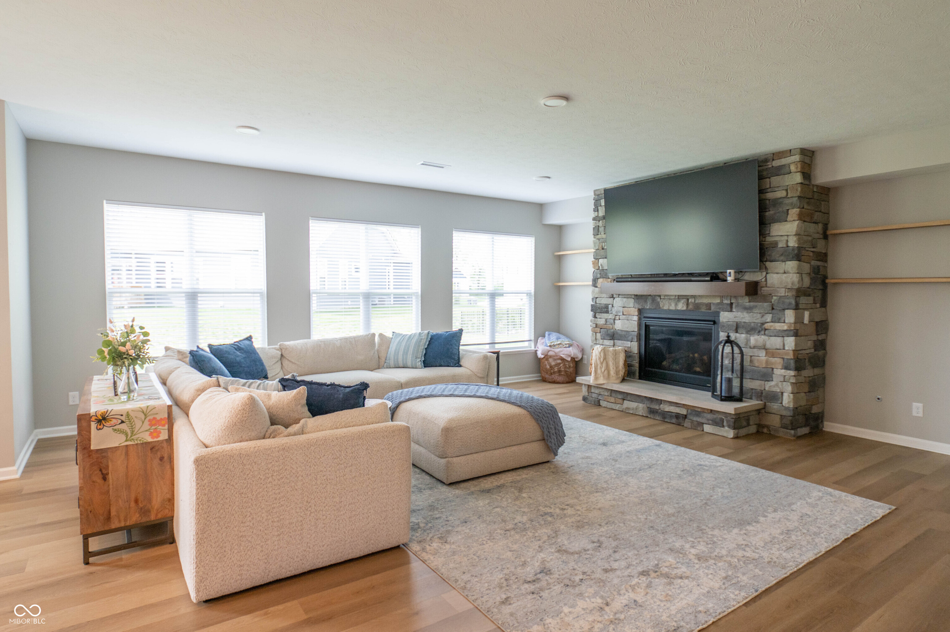 4331 Risen Star Way, Bargersville, IN, 46106 photo 5 of 43