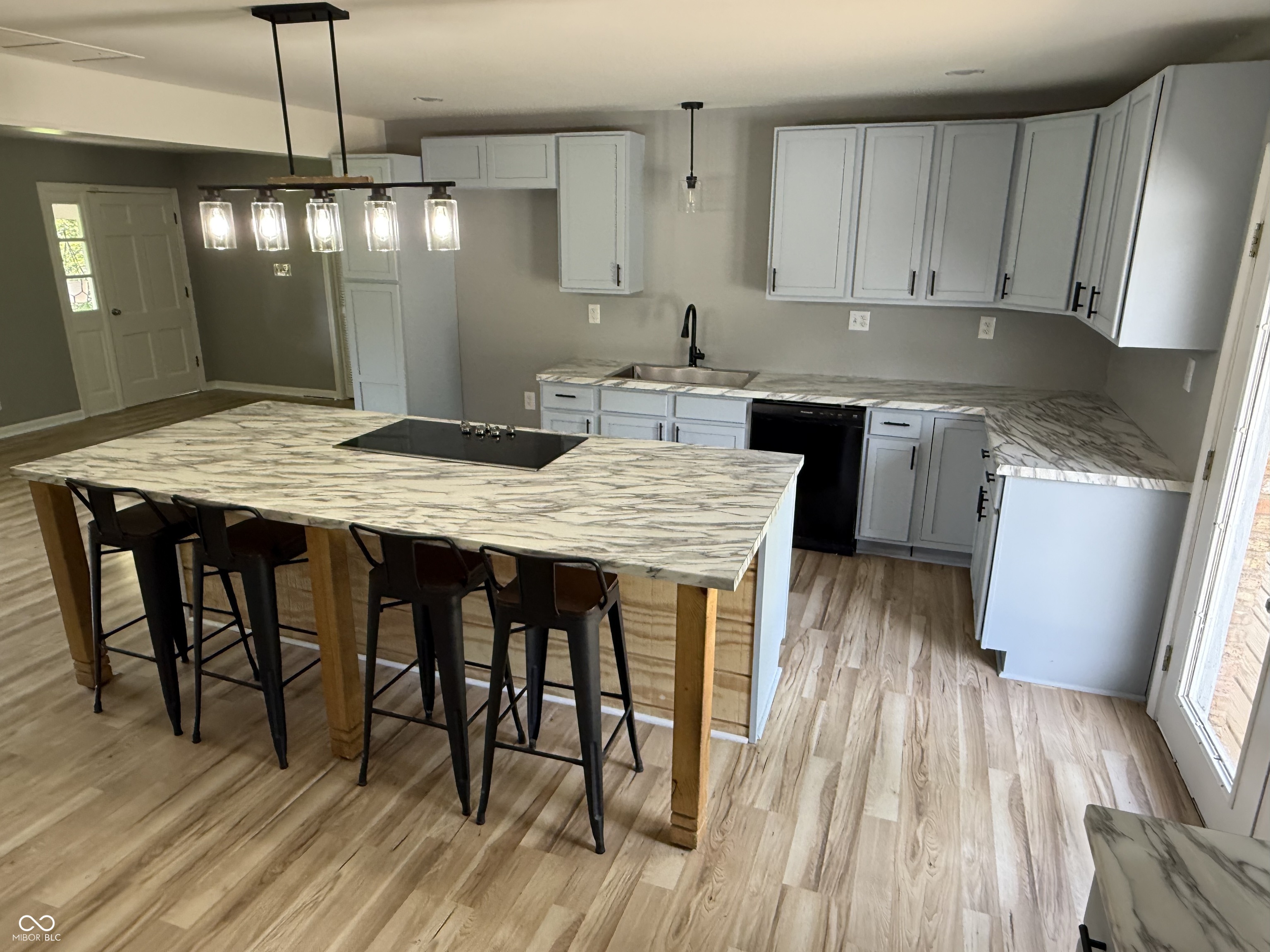 4735 S 800 W, Indianapolis, IN, 46239 photo 5 of 27