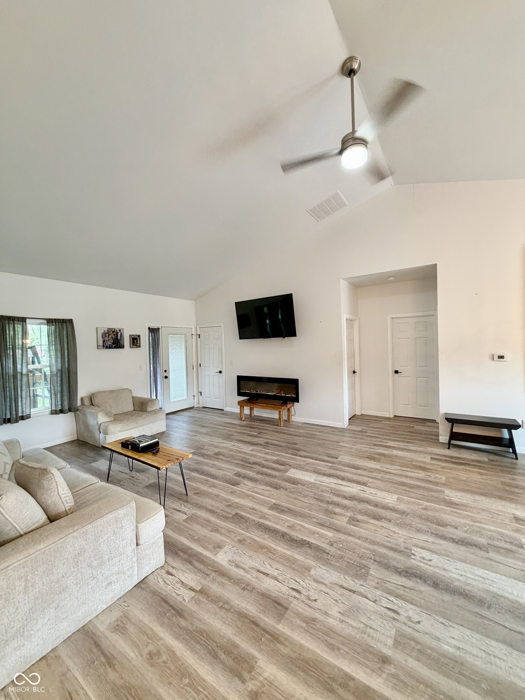 263 S River Road, Covington, IN, 47932 photo 5 of 28