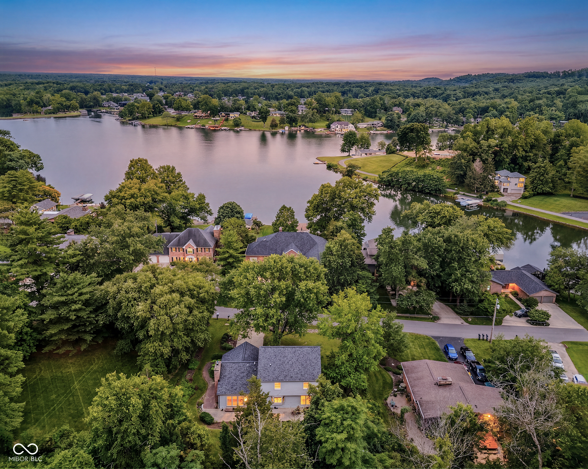 9956 W Raintree Drive N, Columbus, IN, 47201 photo 5 of 58
