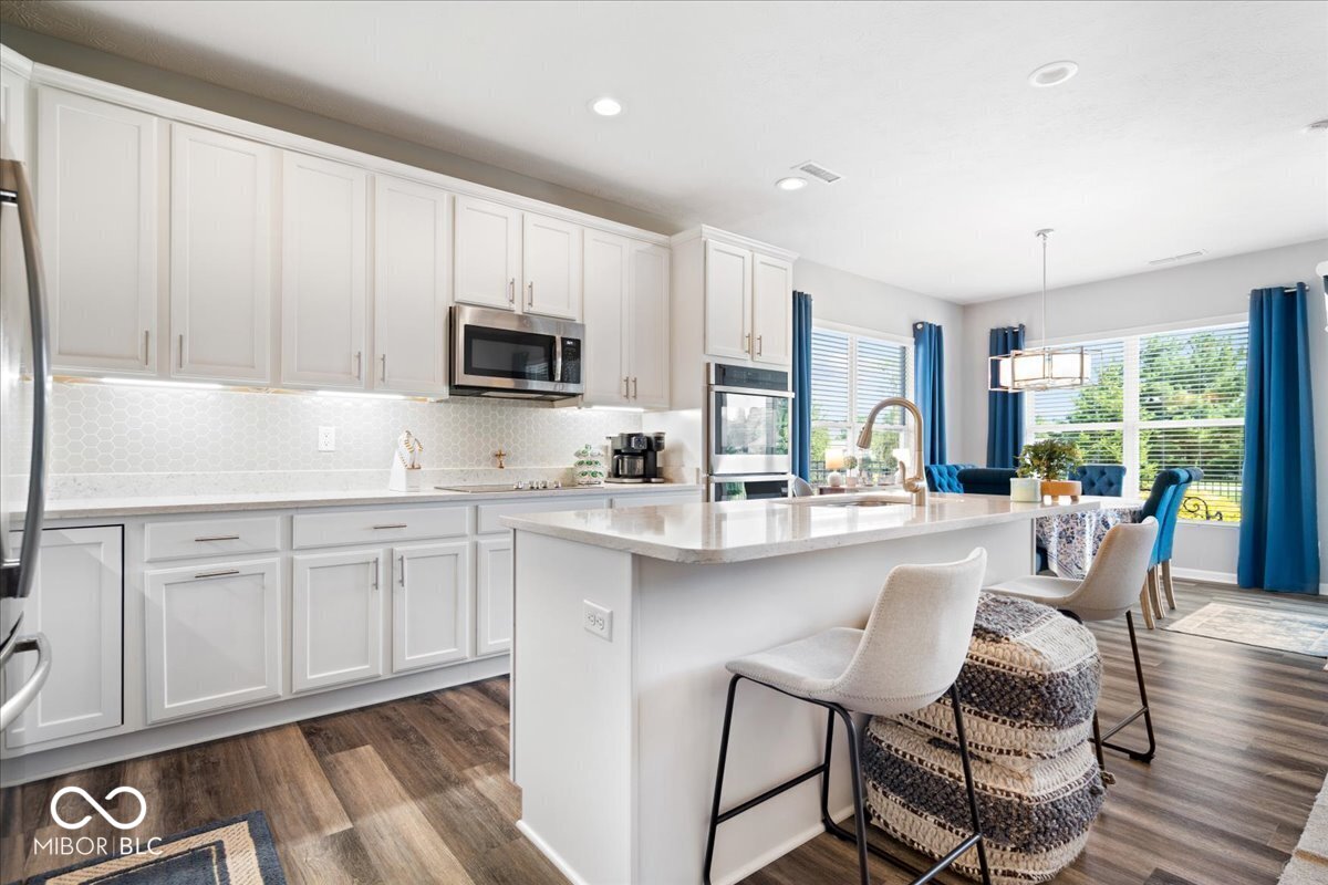 6048 Rockdell Drive, Indianapolis, IN, 46237 photo 5 of 30