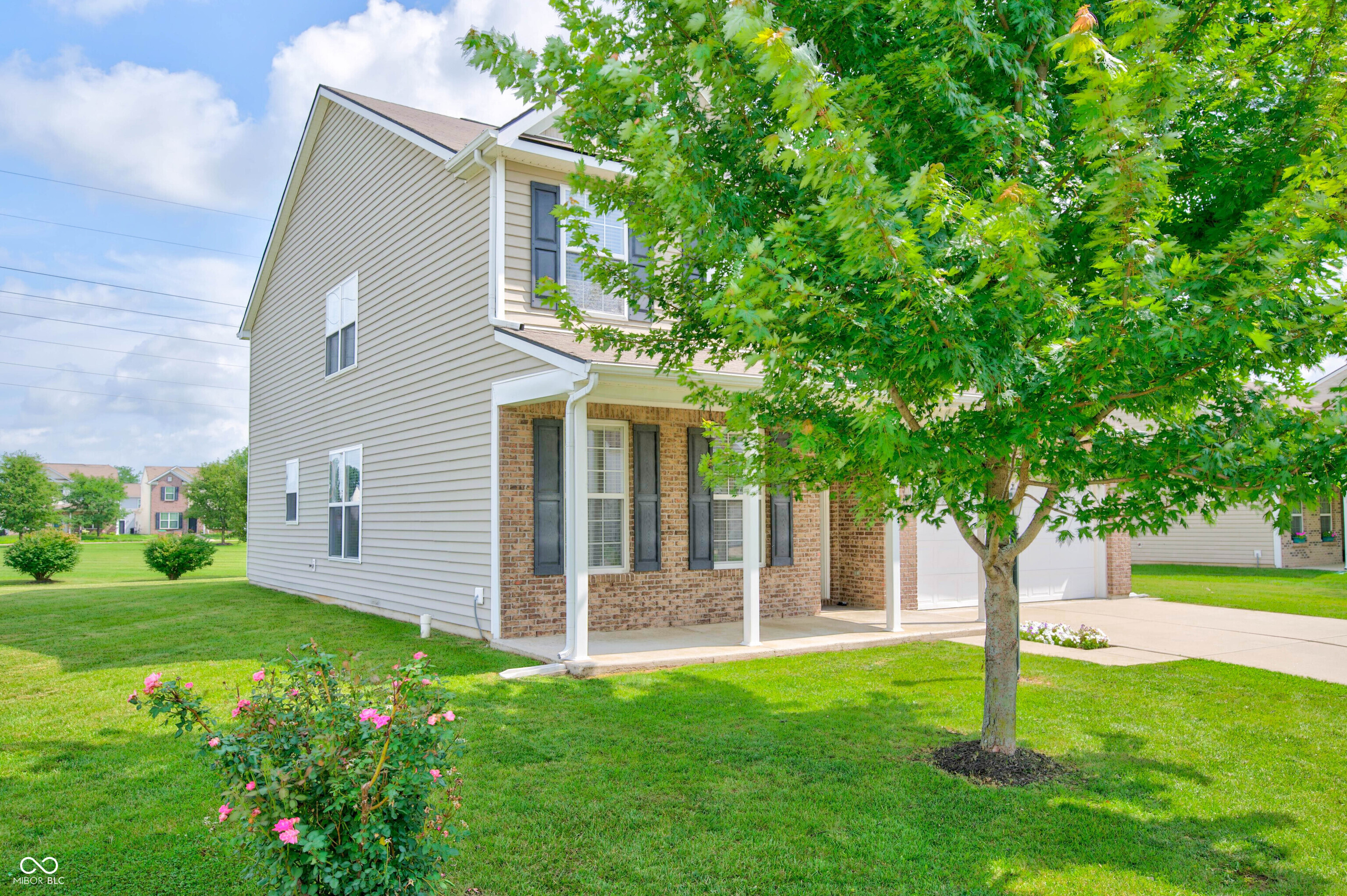 2148 Creekstone Drive, Columbus, IN, 47201 photo 5 of 59
