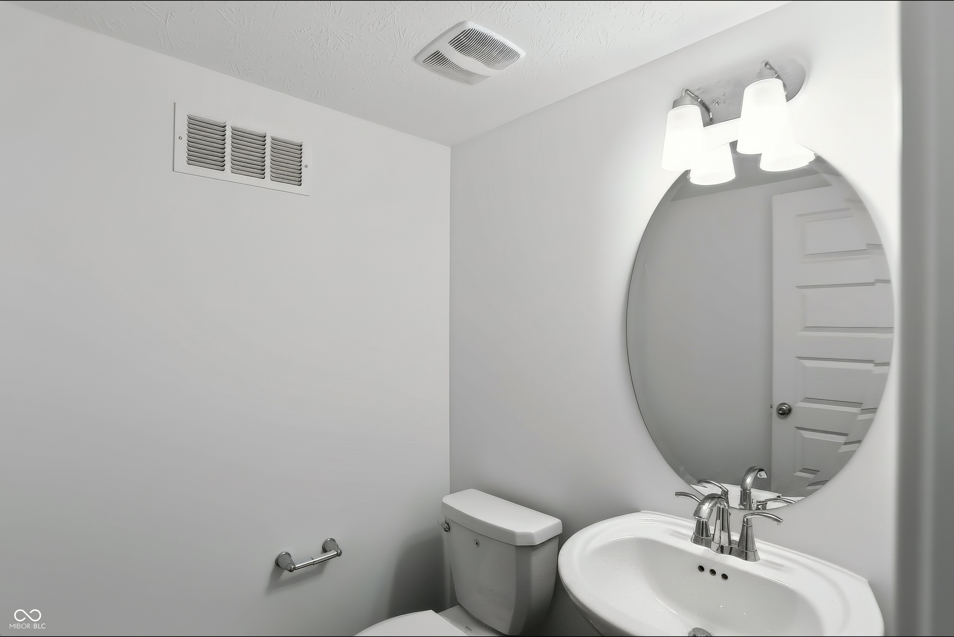 1960 Rosette Way, Indianapolis, IN, 46202 photo 5 of 20