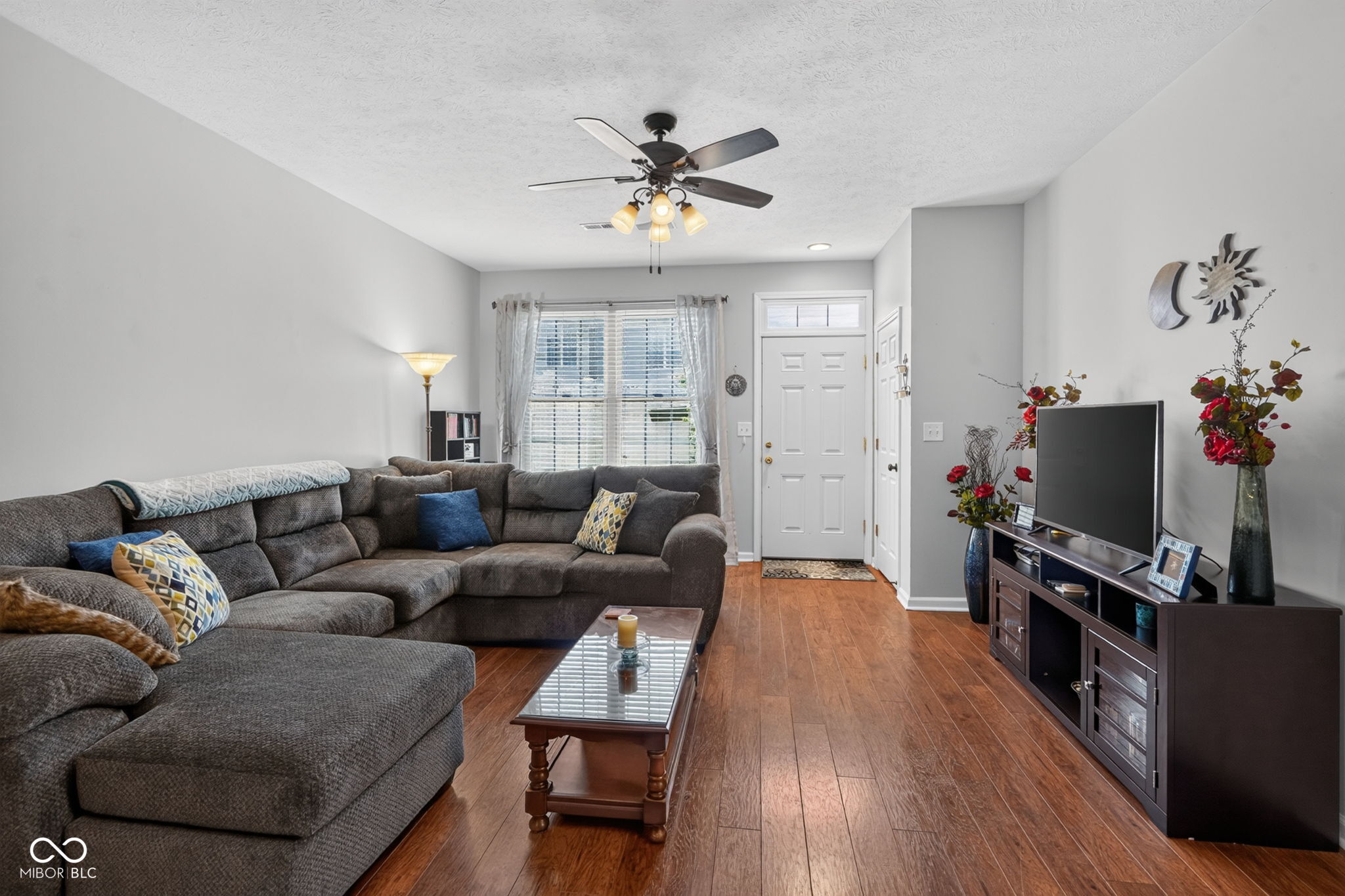 2359 Colfax Lane, Indianapolis, IN, 46260 photo 5 of 27