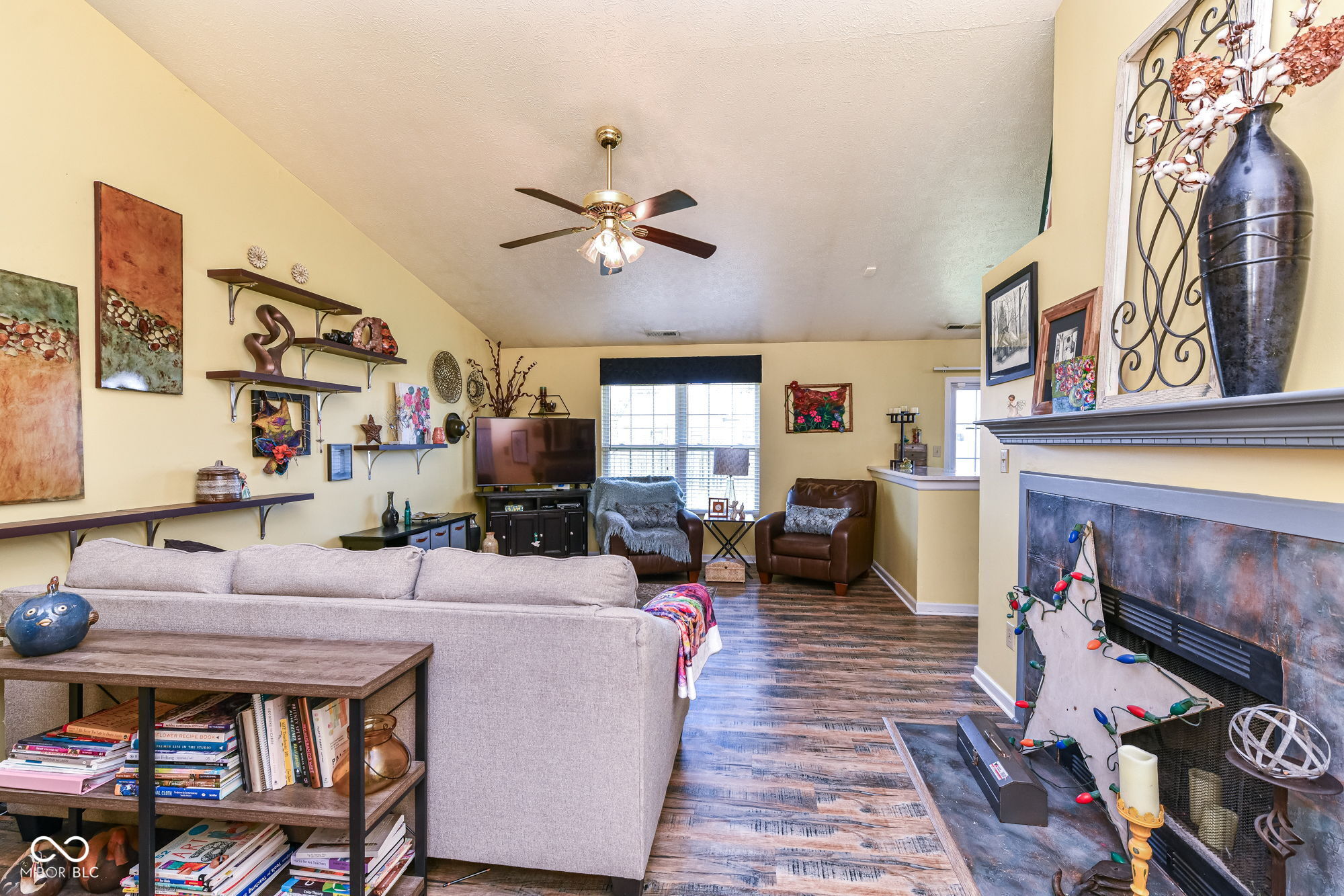 1214 Stonebridge Drive, Anderson, IN, 46013 photo 5 of 28