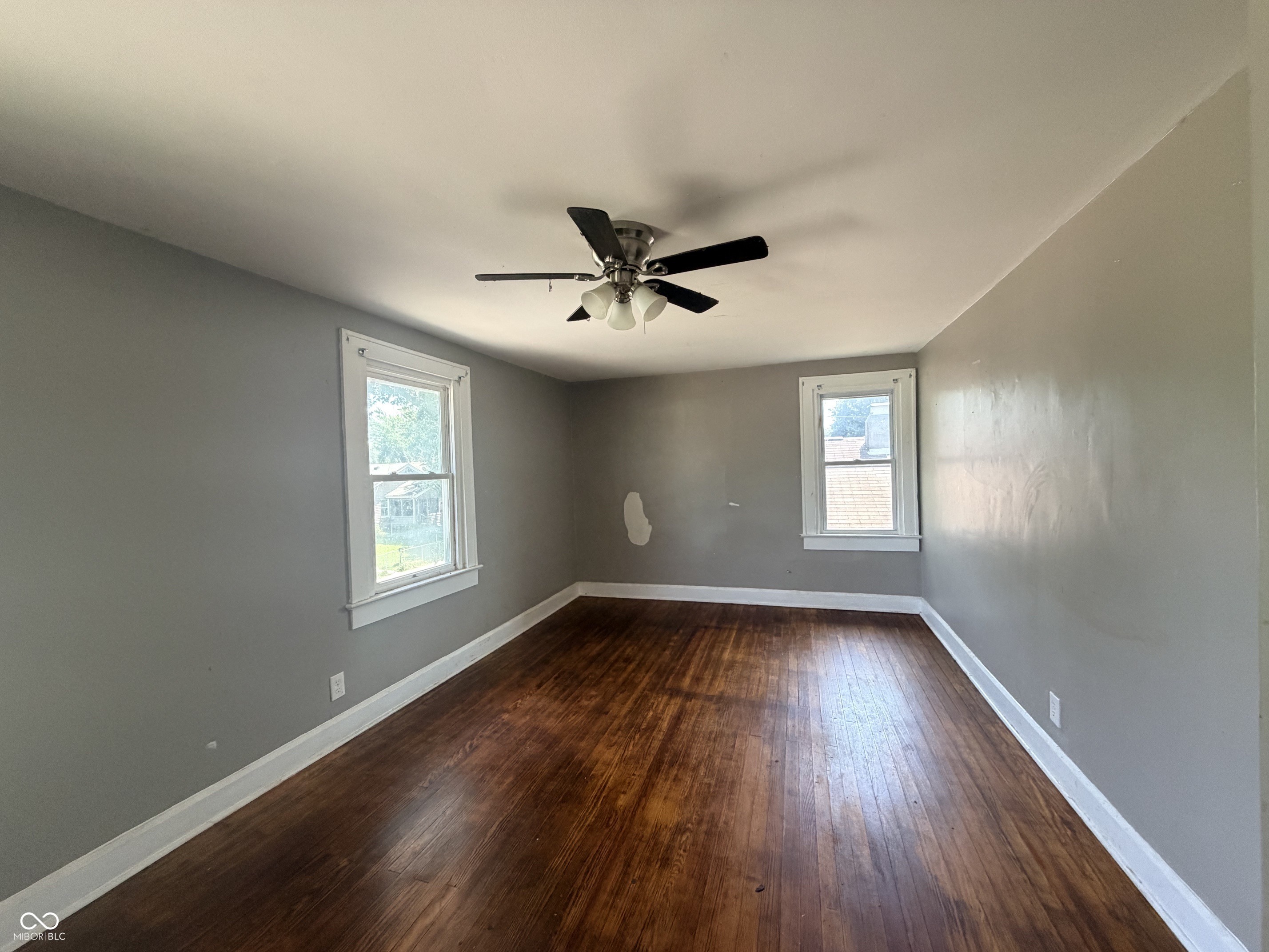 942 N Bosart Avenue, Indianapolis, IN, 46201 photo 5 of 11