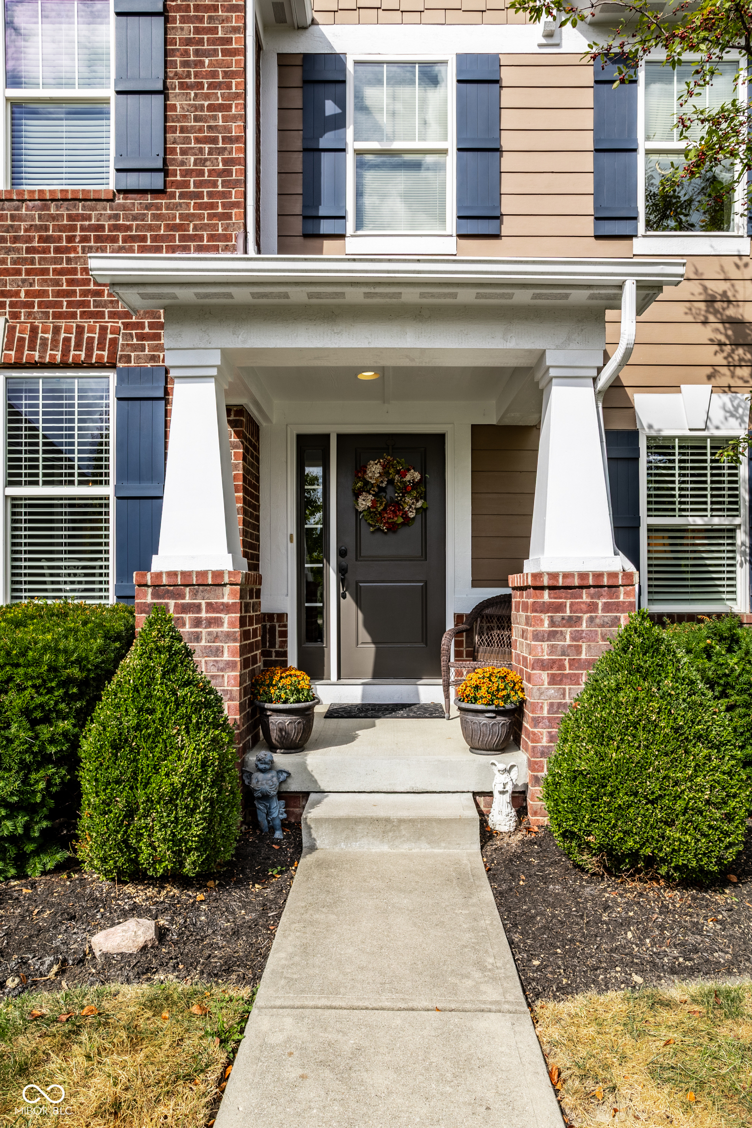 10190 Fantina Lane, Fishers, IN, 46040 photo 5 of 95