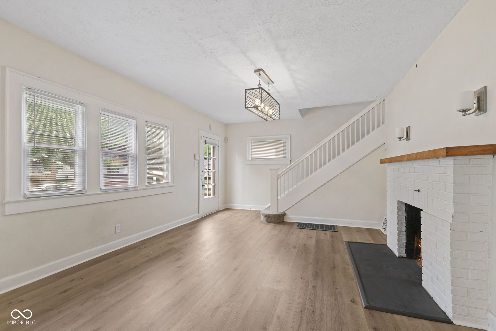 701 N Bradley, Indianapolis, IN, 46201 photo 5 of 29