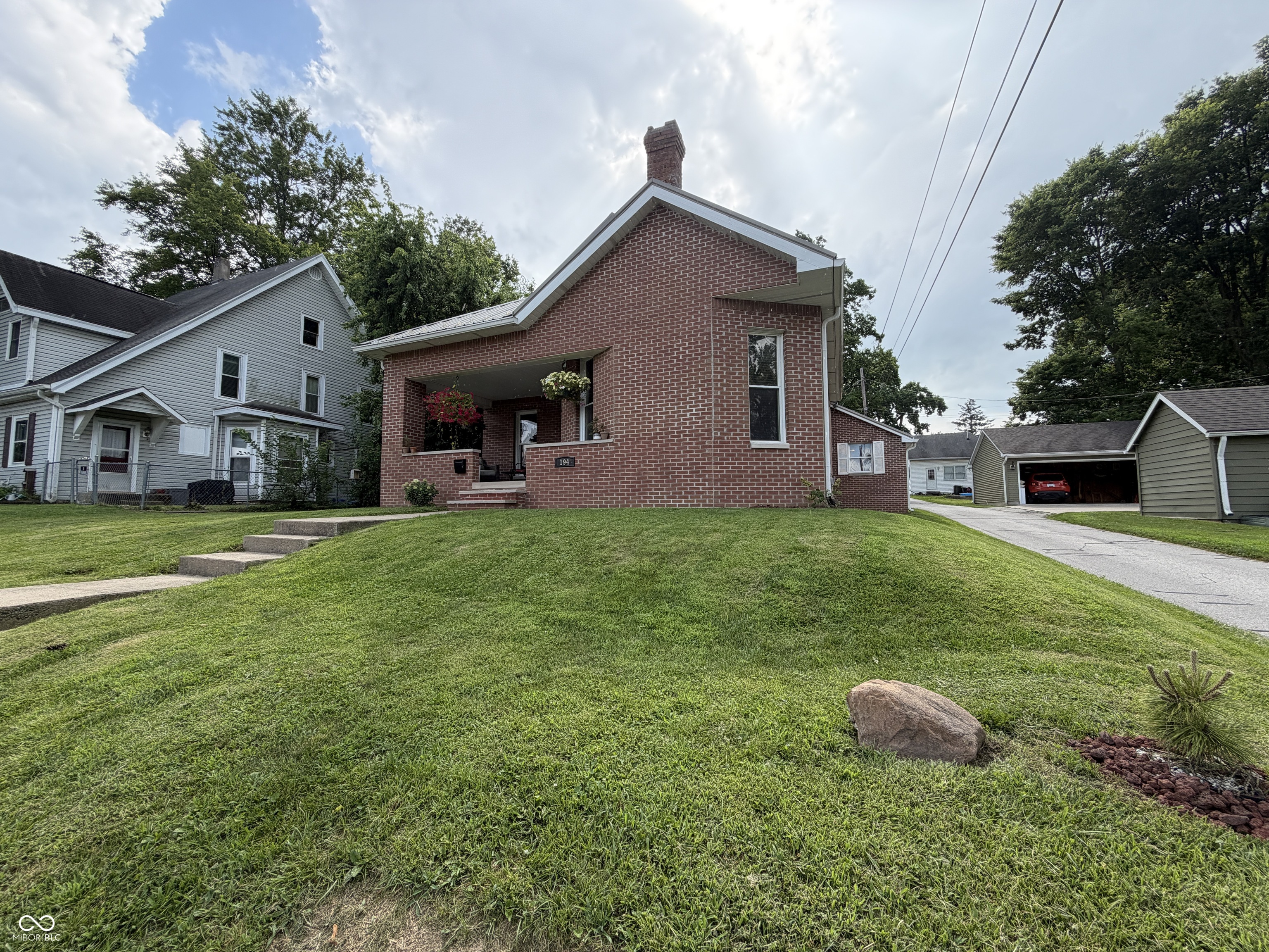 194 N Indiana Street, Danville, IN, 46122 photo 5 of 67