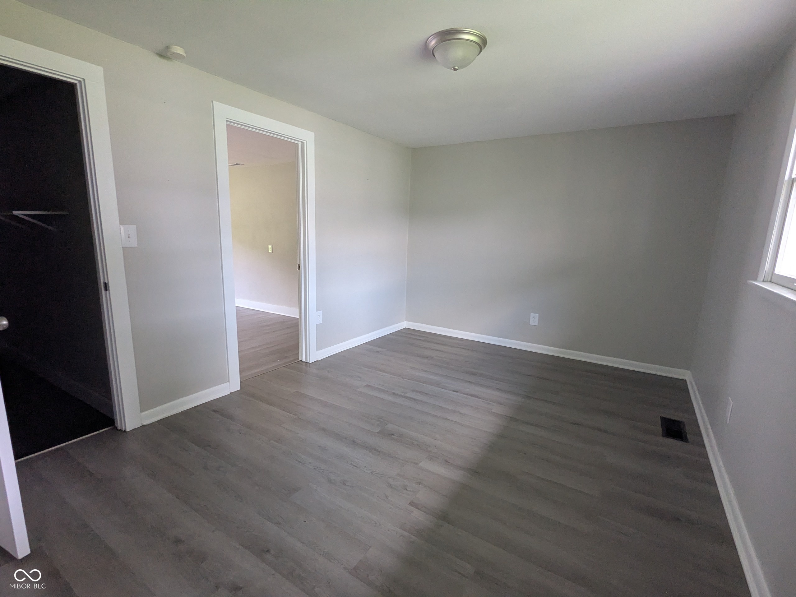 6733 S Cross Street, Pendleton, IN, 46064 photo 5 of 16