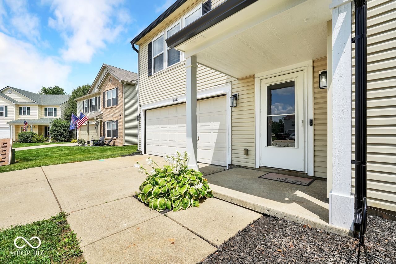 2253 Edgewater, Plainfield, IN, 46168 photo 5 of 45
