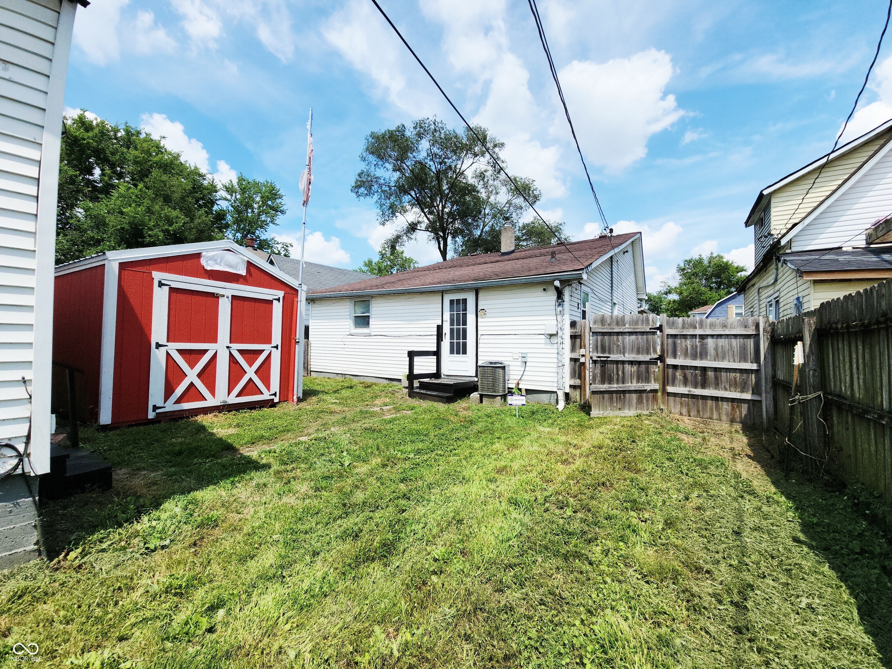 538 N Goodlet Avenue, Indianapolis, IN, 46222 photo 5 of 36