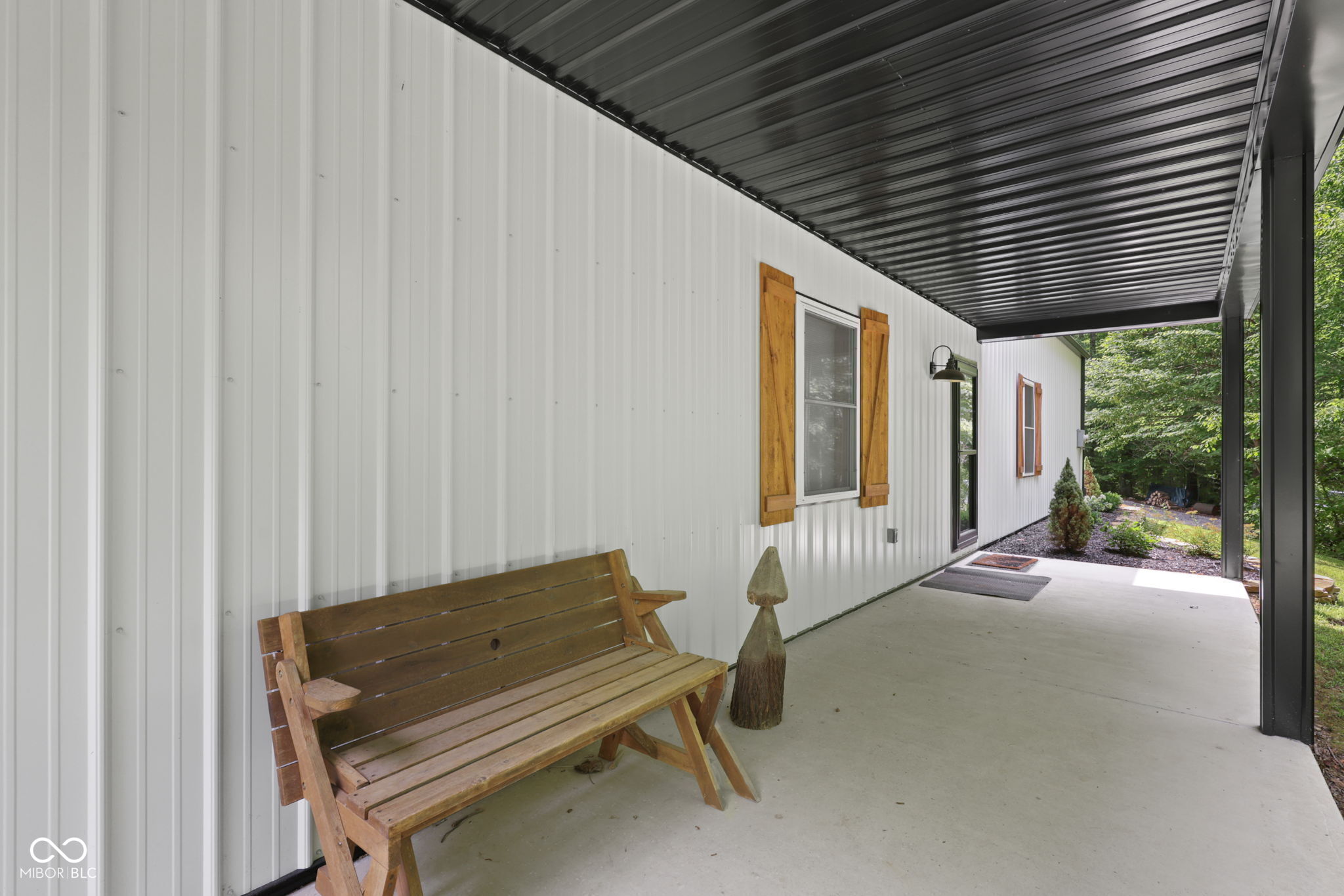 5540 E Washboard Road, Bloomfield, IN, 47424 photo 5 of 33