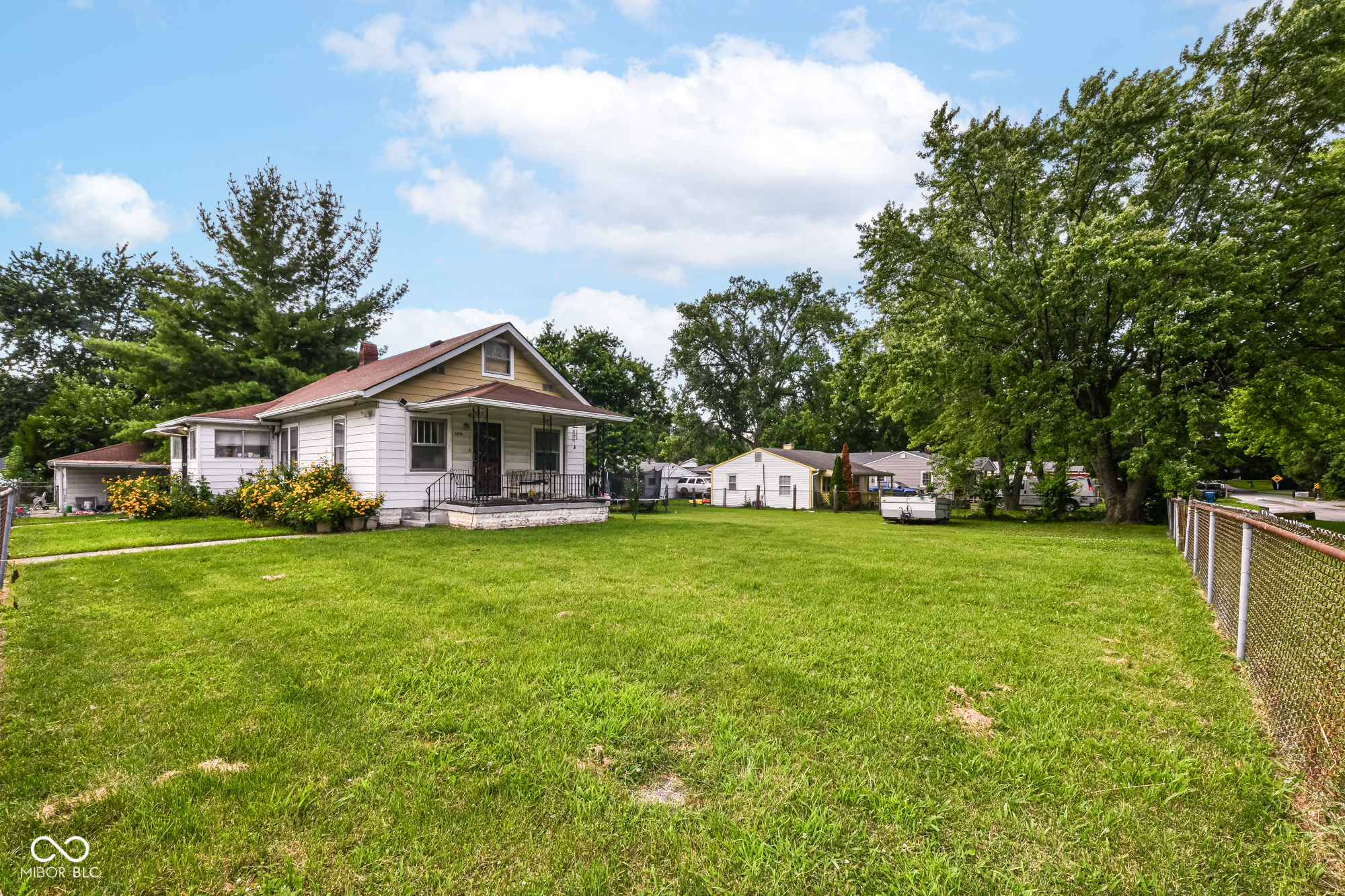 2656 Westbrook Avenue, Indianapolis, IN, 46241 photo 5 of 34