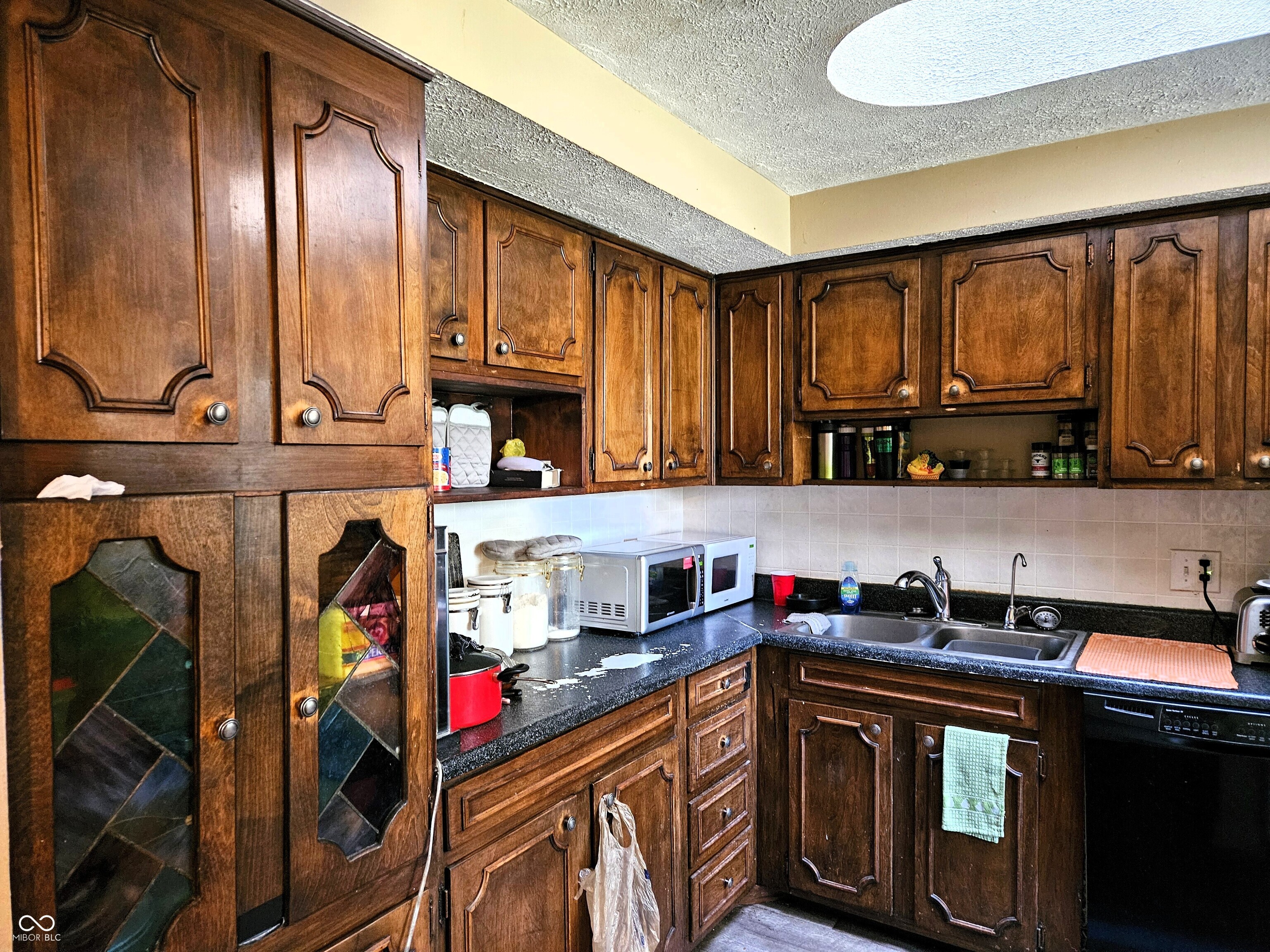 10330 Rockford Court, Indianapolis, IN, 46229 photo 5 of 23