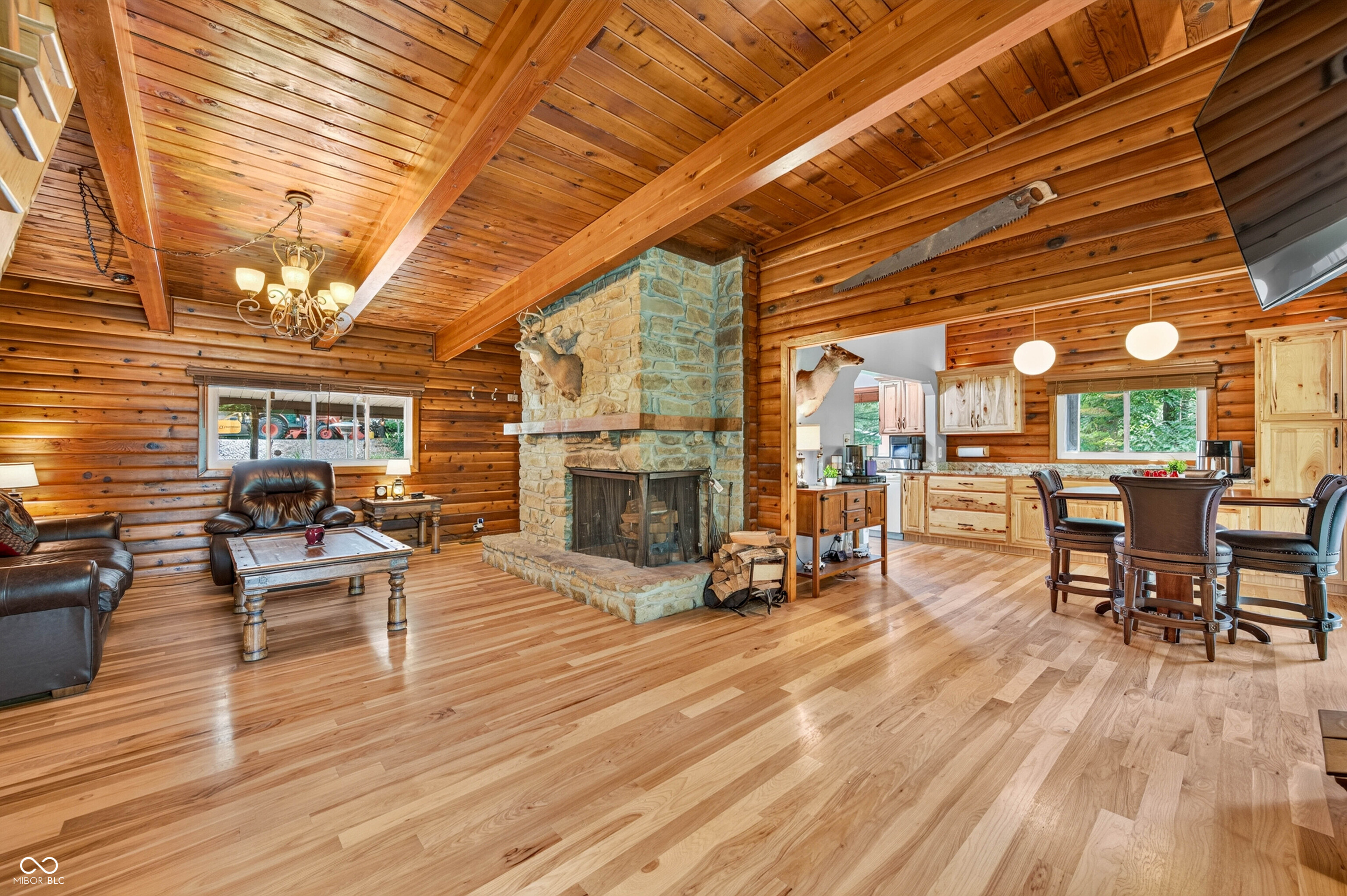 633 W Hemphill, Nineveh, IN, 46164 photo 5 of 104