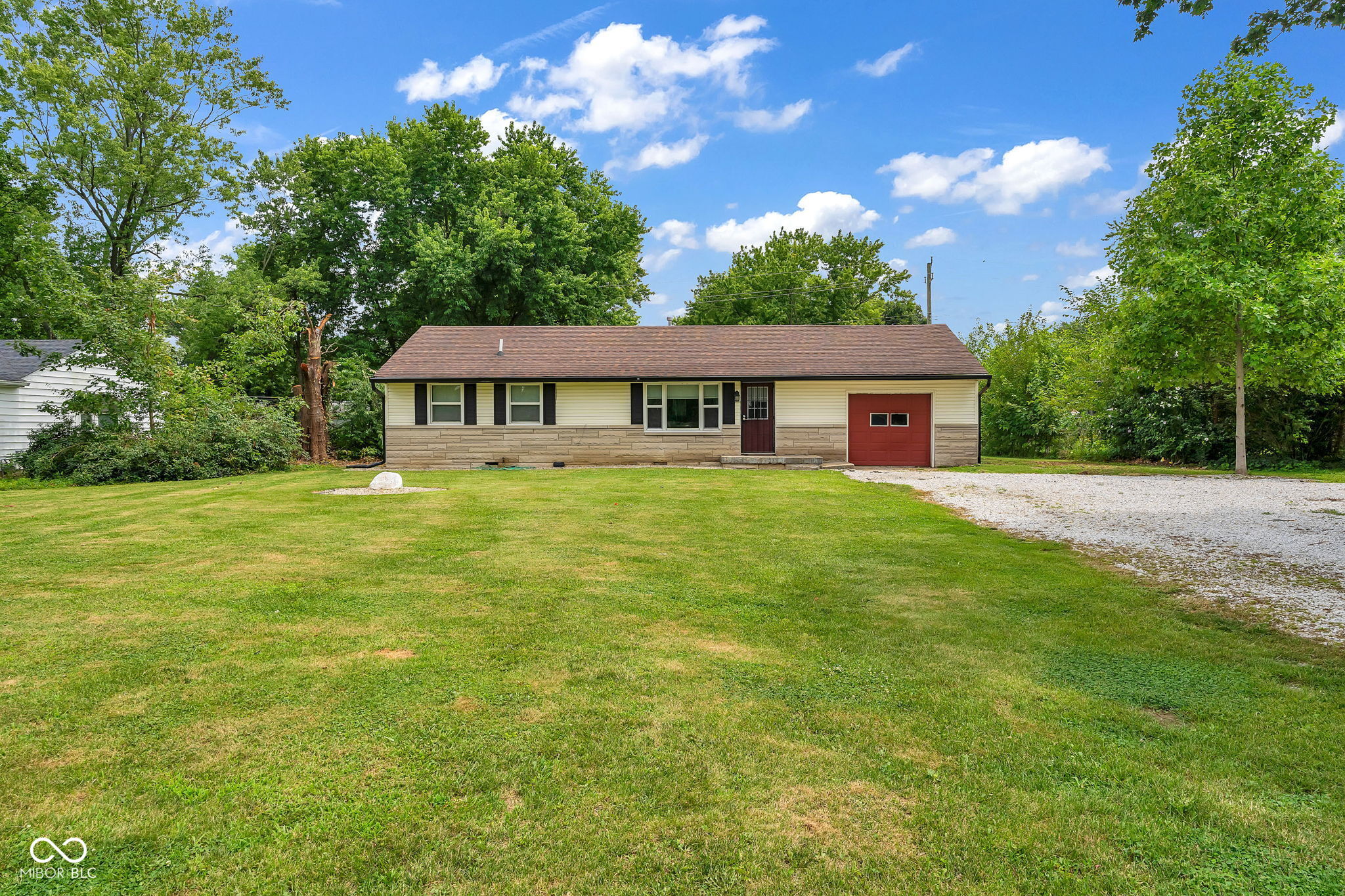 6315 Ratliff Road, Indianapolis, IN, 46113 photo 5 of 37