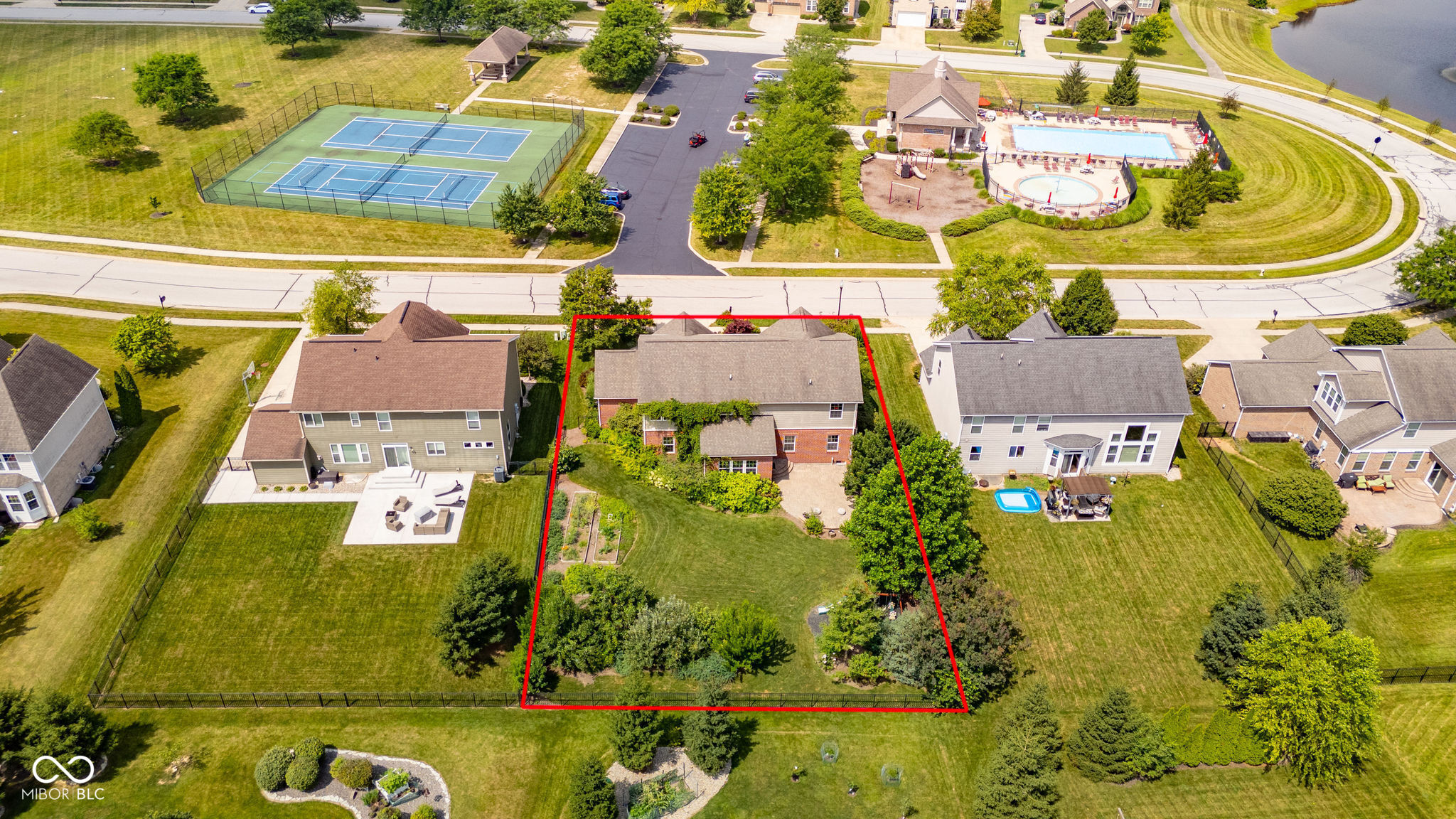 5825 Somerset Boulevard E, Bargersville, IN, 46106 photo 5 of 40