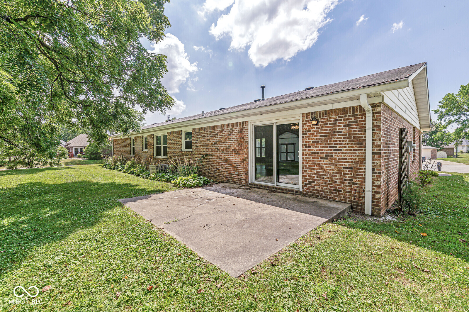 24 Hilltop, Danville, IN, 46122 photo 5 of 27