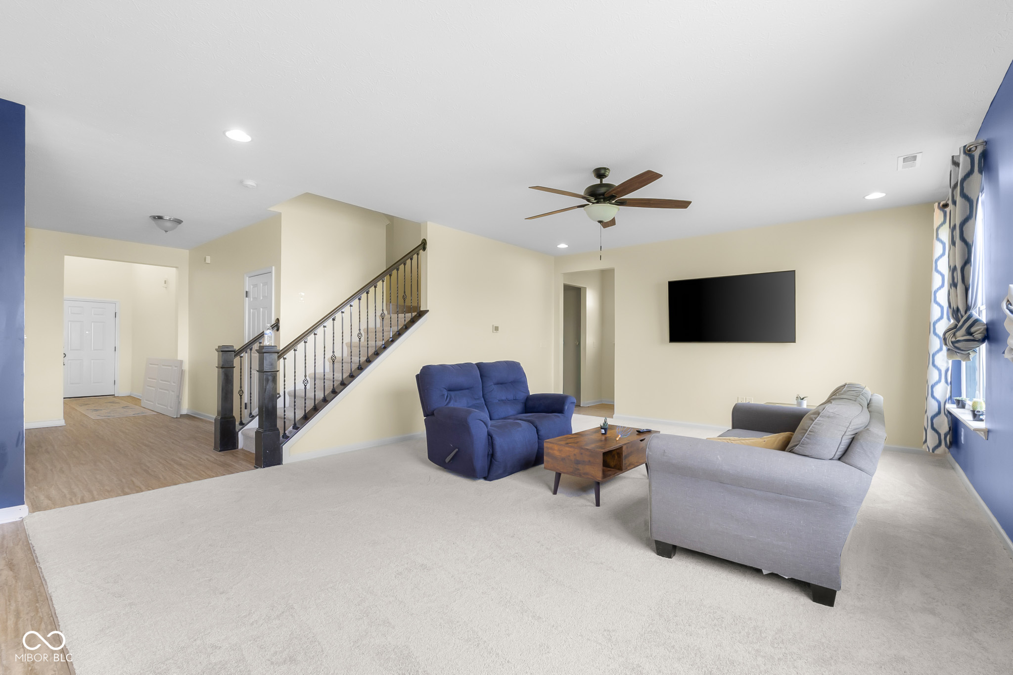 2432 Creekland Drive, Columbus, IN, 47201 photo 5 of 62