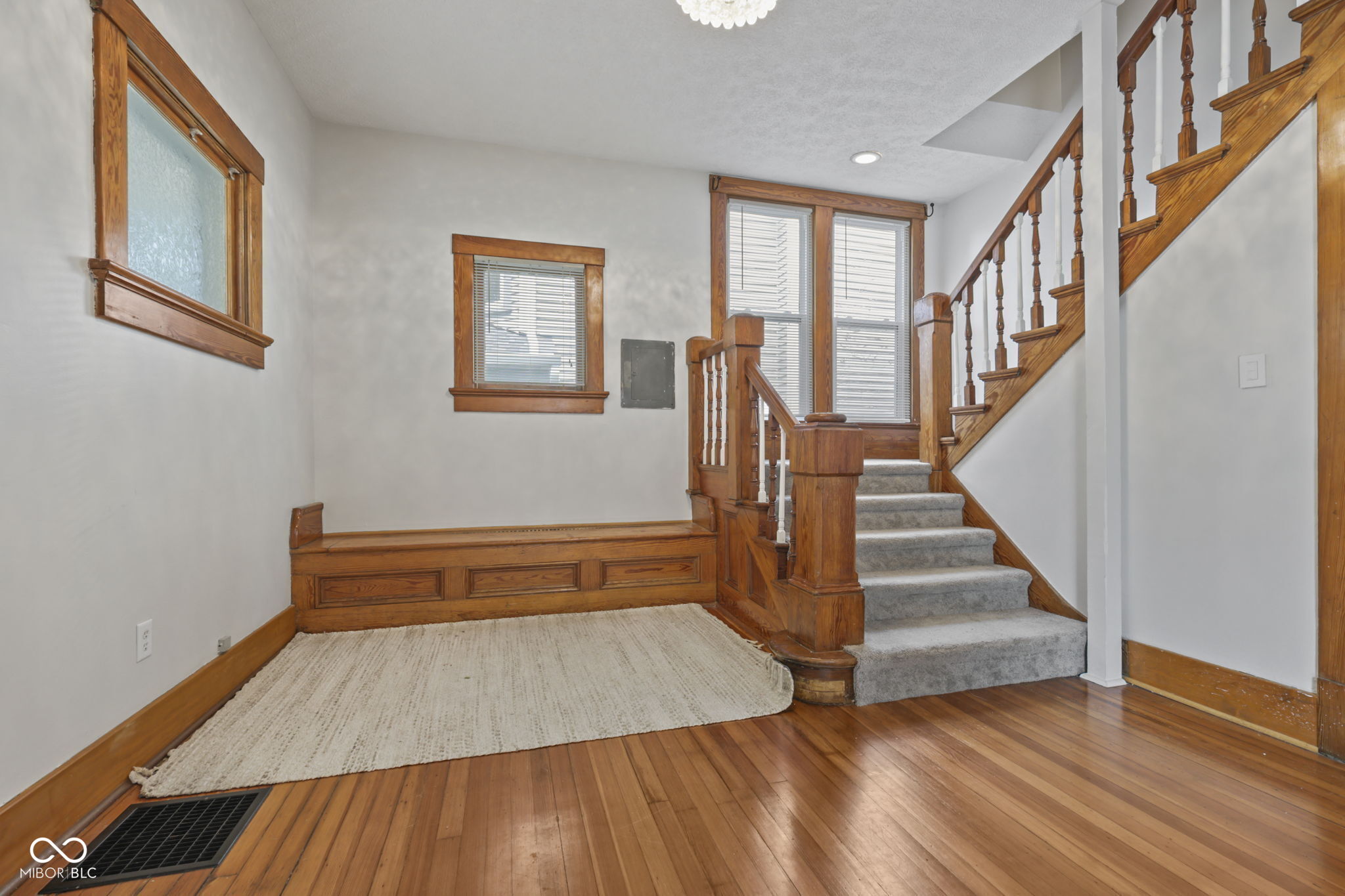 690 E Jefferson Street, Franklin, IN, 46131 photo 5 of 52