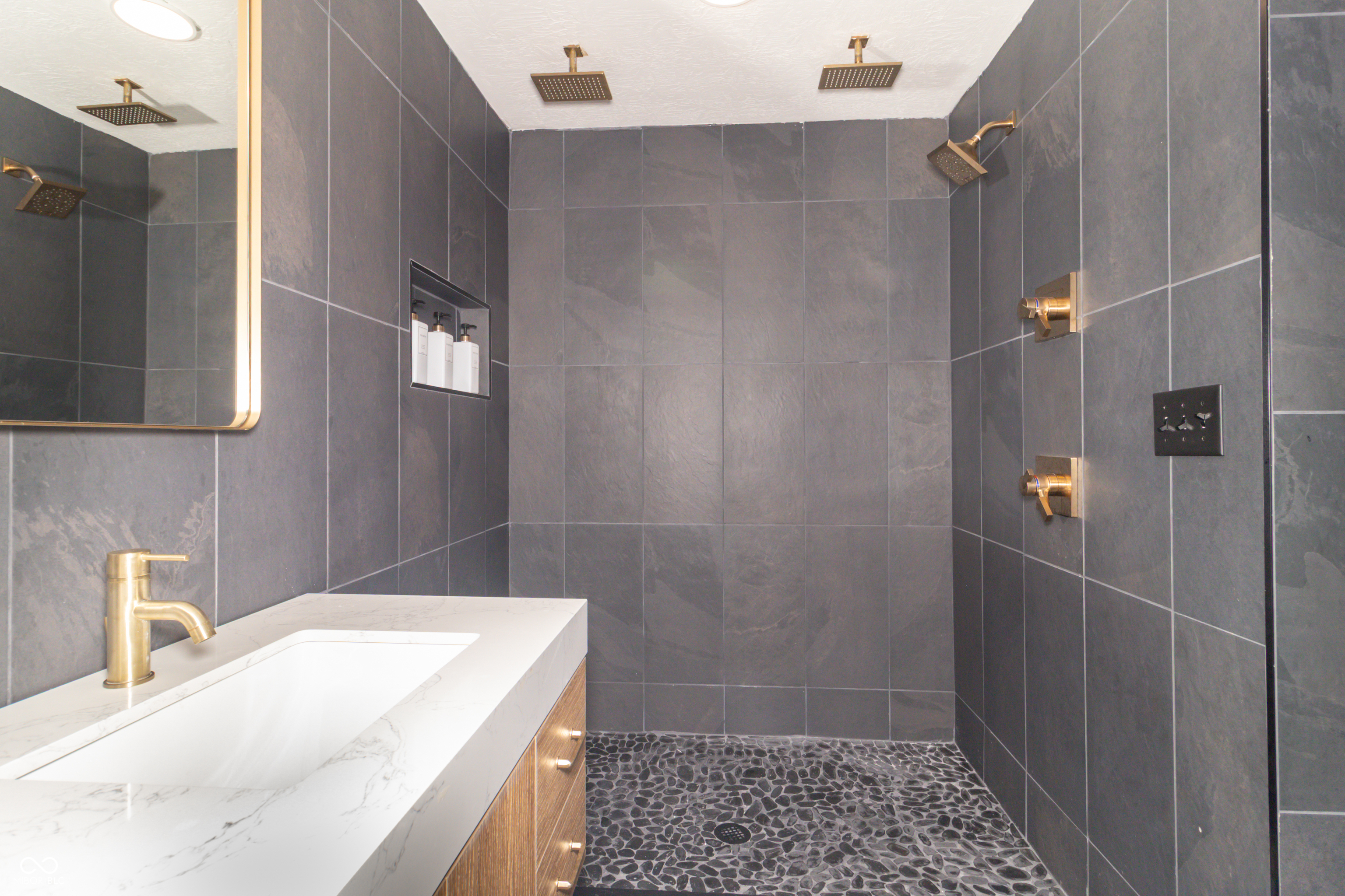 5784 N 600 E, Greenfield, IN, 46140 photo 5 of 118