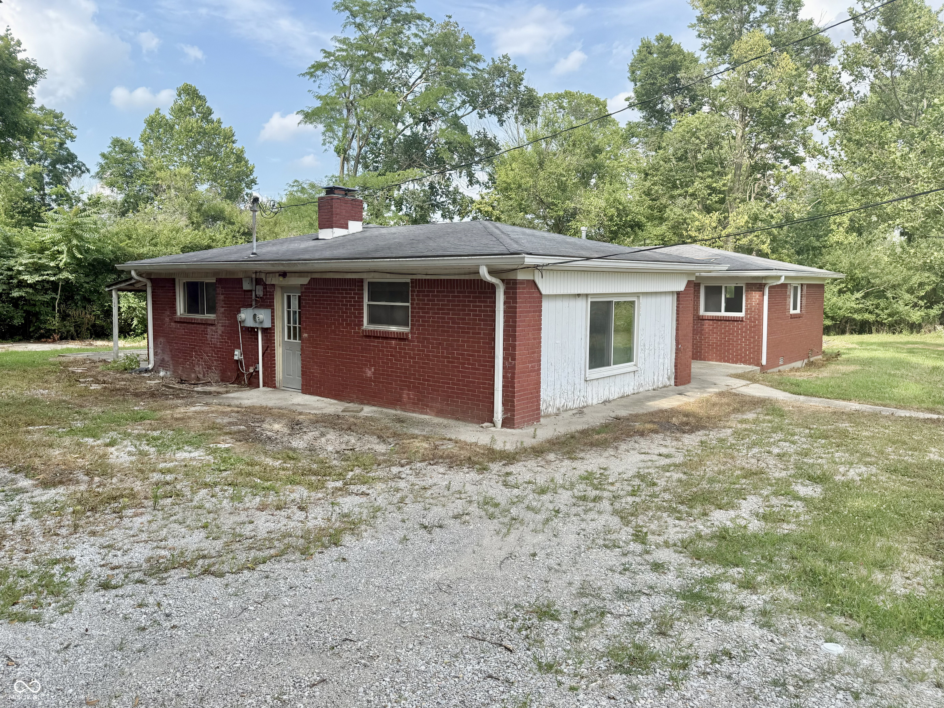 5016 Olive Branch Road, Greenwood, IN, 46143 photo 5 of 61