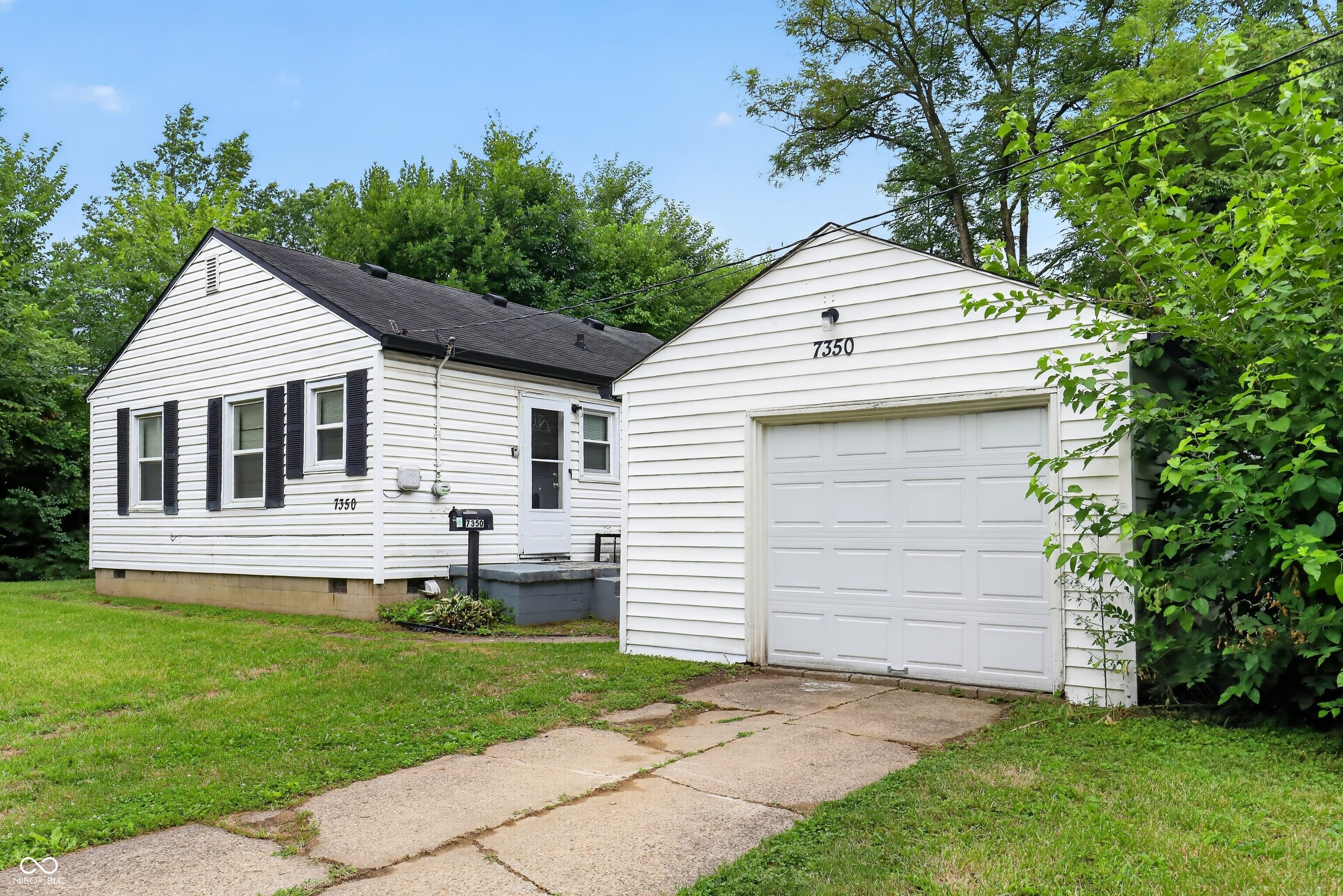 7350 E 46th Street, Indianapolis, IN, 46226 photo 5 of 31