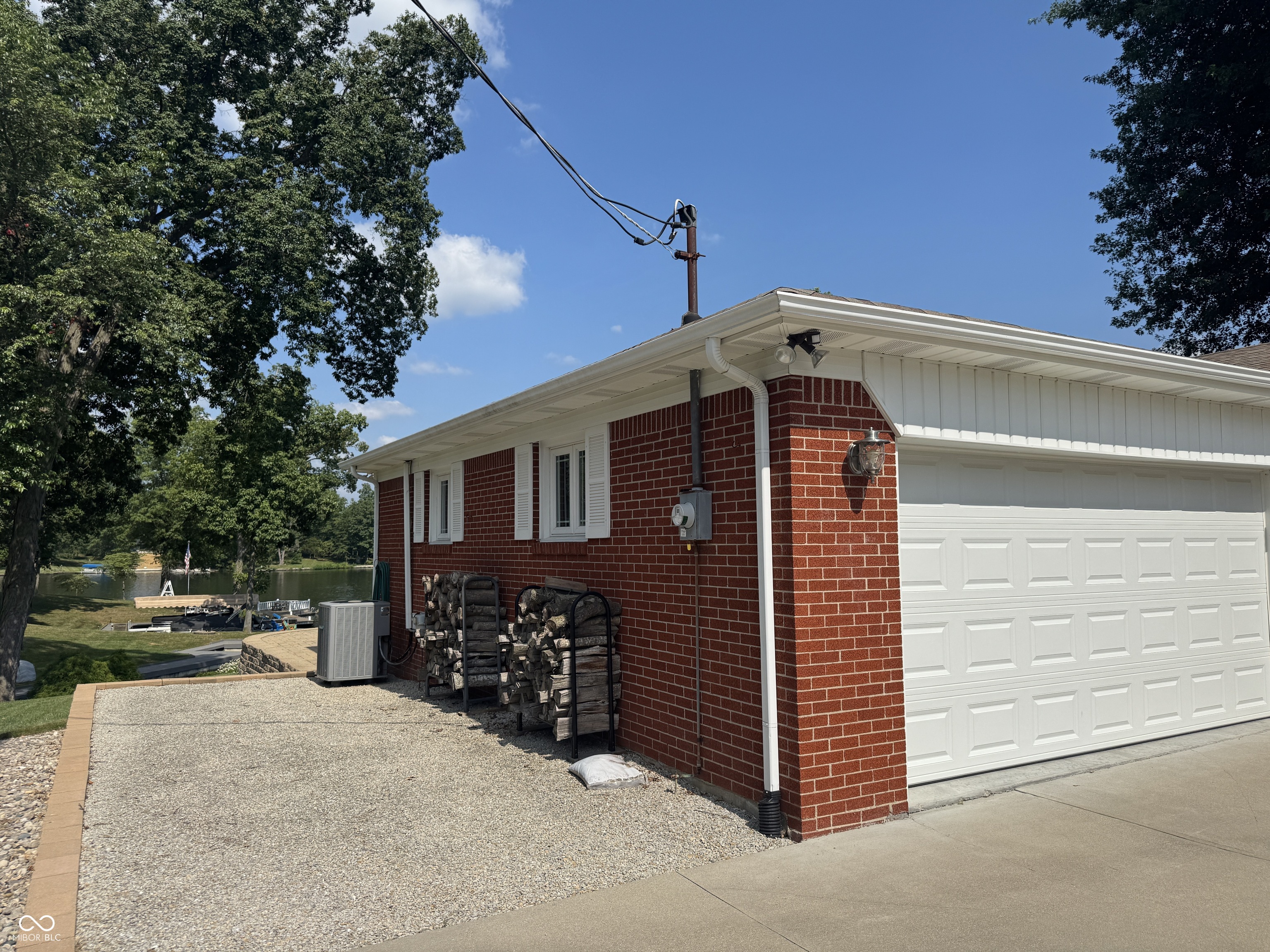 205 W Oneida Trail, Greensburg, IN, 47240 photo 5 of 53