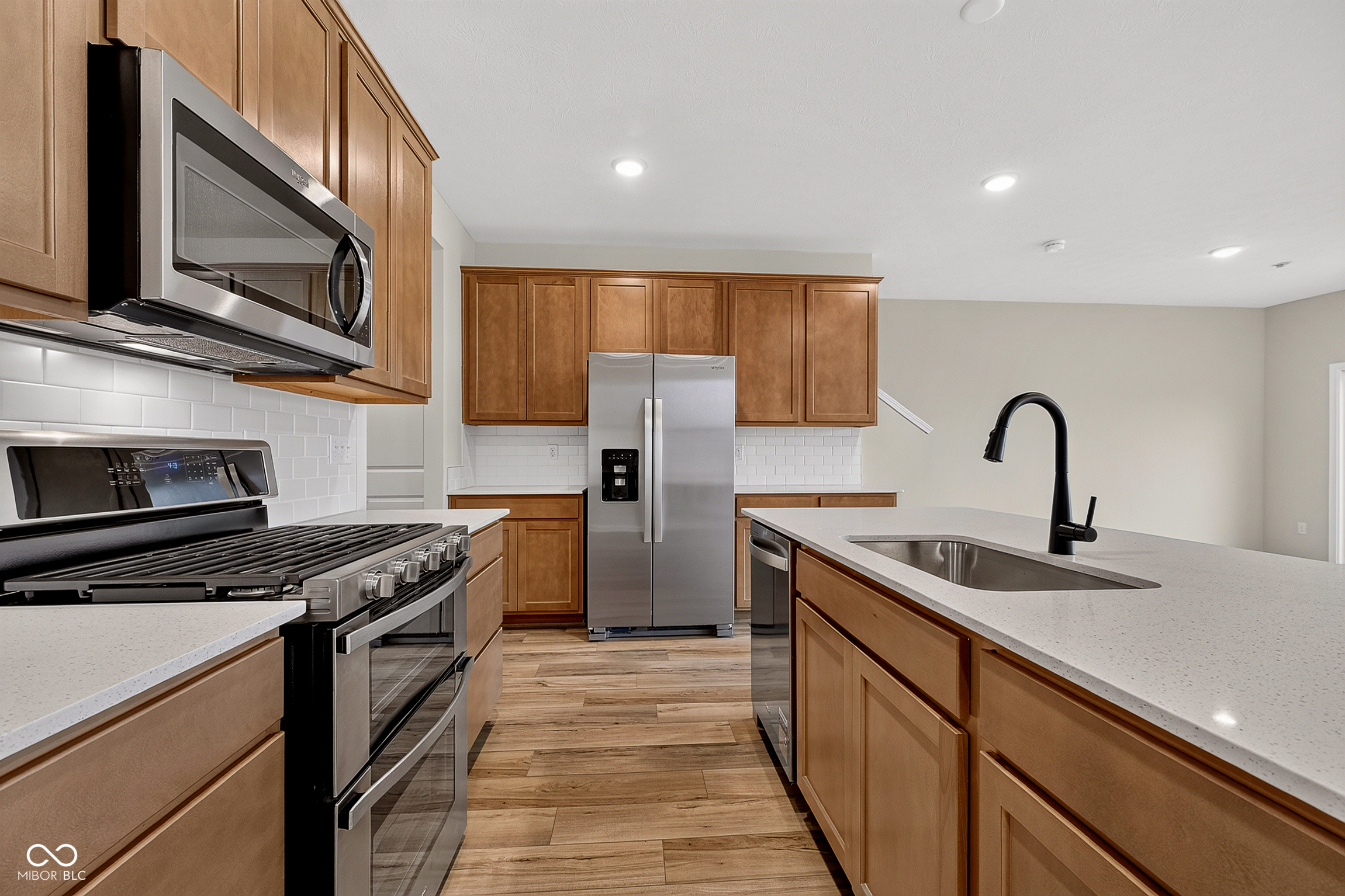 9855 Behner Drive, Fishers, IN, 46250 photo 5 of 39