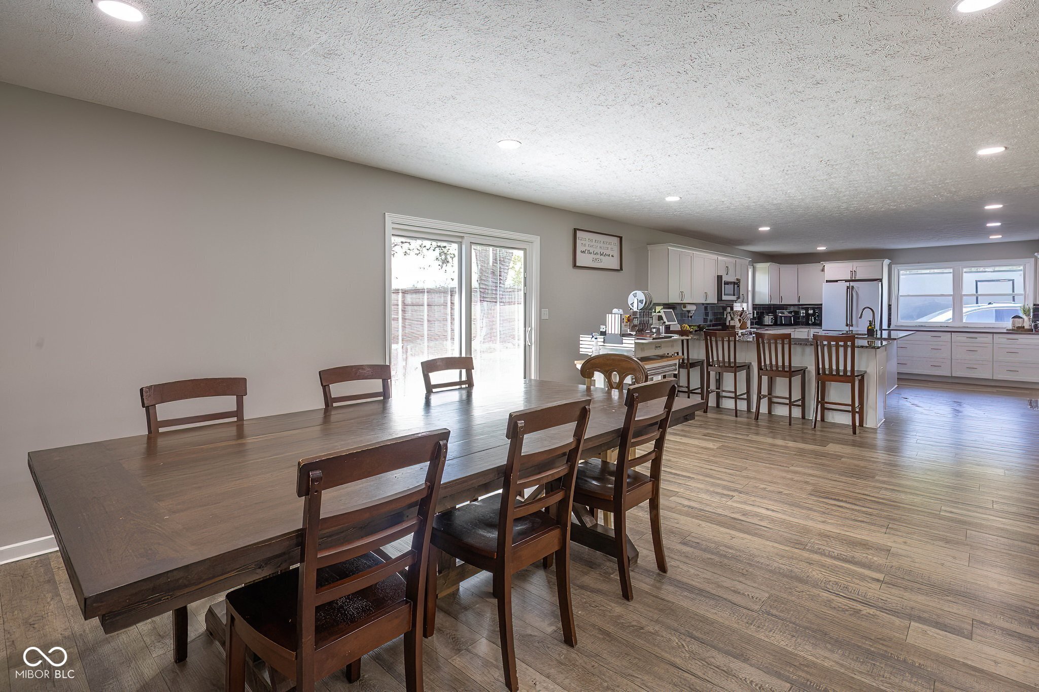 647 N 100 W, Franklin, IN, 46131 photo 5 of 24