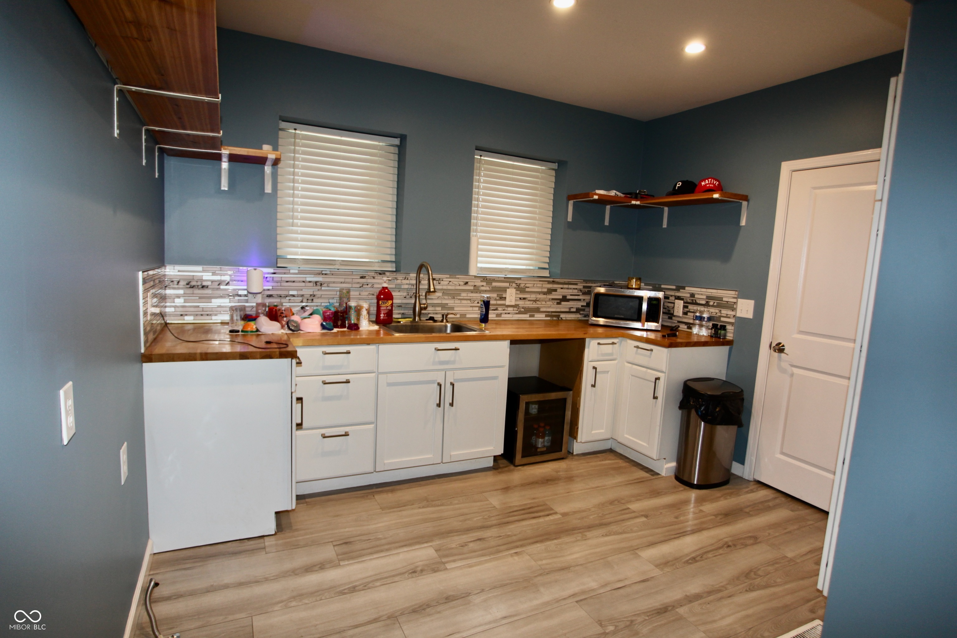 1218 E Edwards Avenue, Indianapolis, IN, 46227 photo 5 of 13