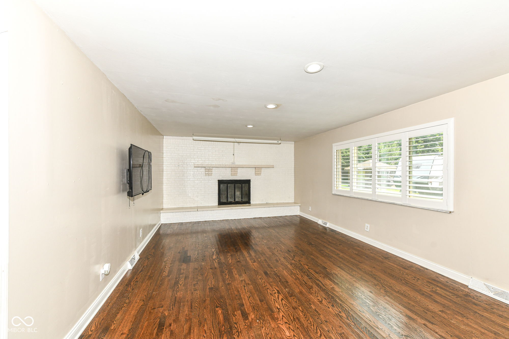 8245 Palmetto Lane, Indianapolis, IN, 46217 photo 5 of 20