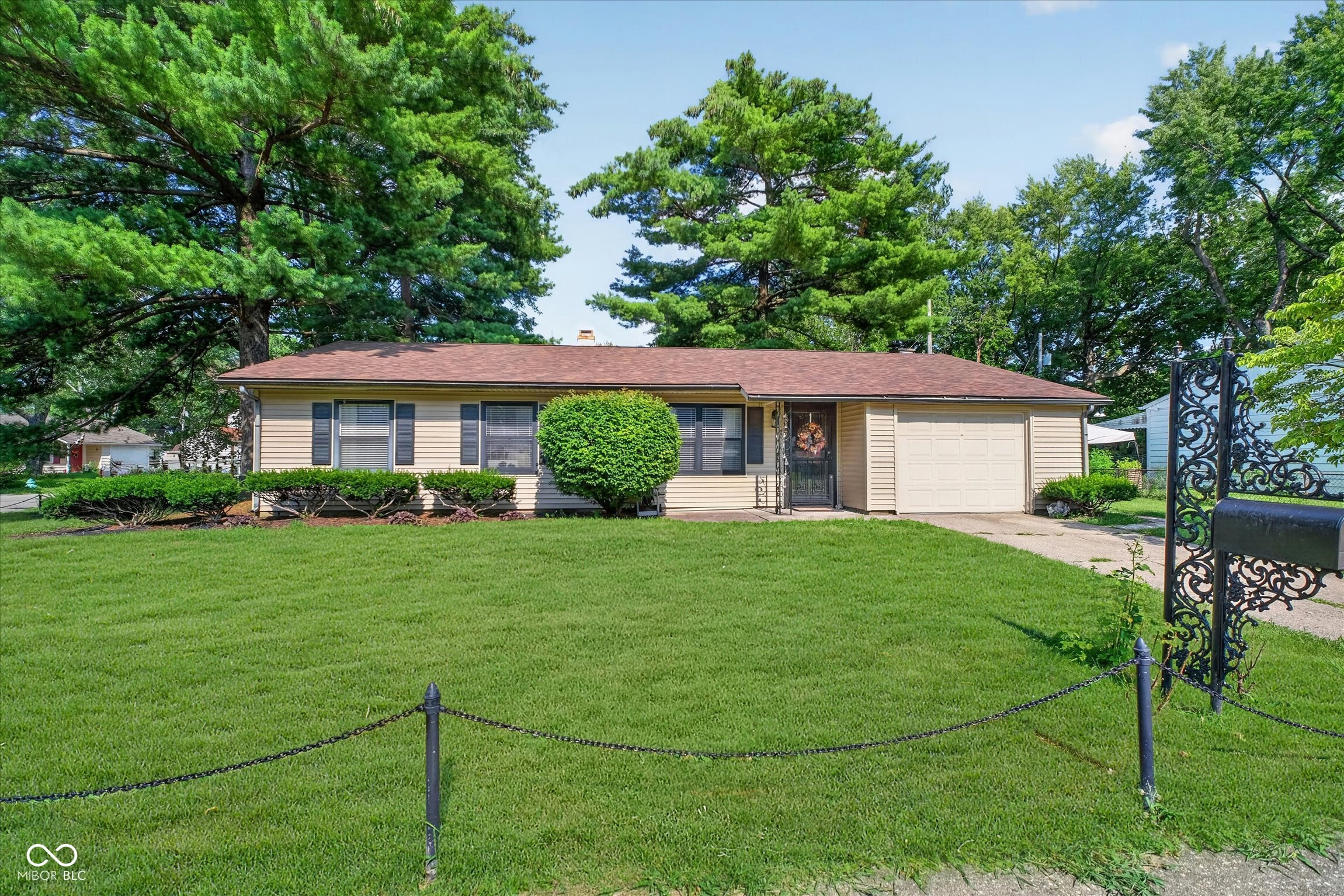 3675 Kline N Drive, Indianapolis, IN, 46226 photo 5 of 33