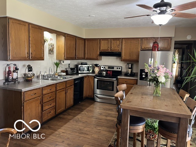 304 Old Farm, Danville, IN, 46122 photo 5 of 22