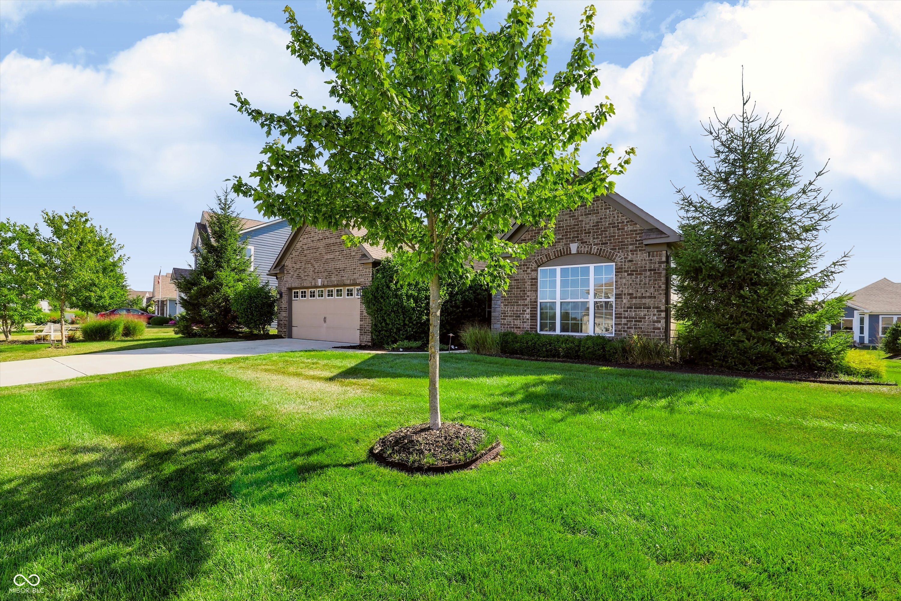 4177 Saddle Club Parkway, Bargersville, IN, 46106 photo 5 of 47
