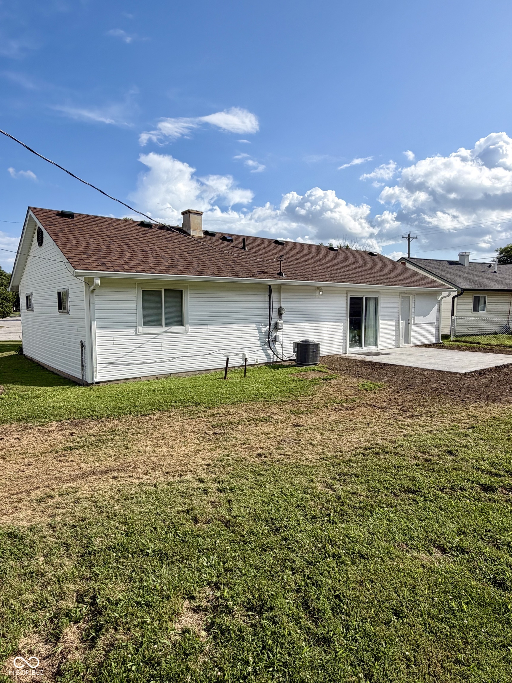 55 Crestview, Greenwood, IN, 46143 photo 5 of 16