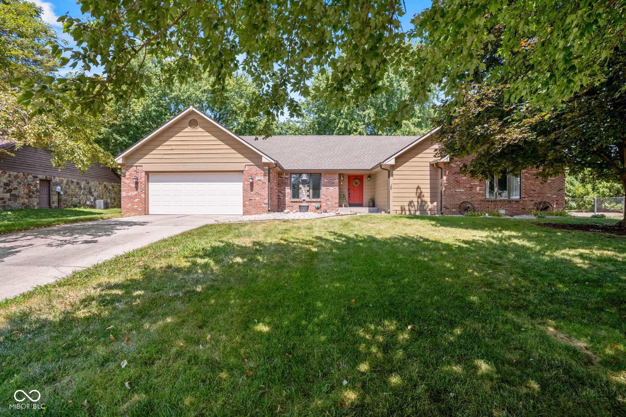 12150 Sunrise Court, Indianapolis, IN, 46229 photo 5 of 44