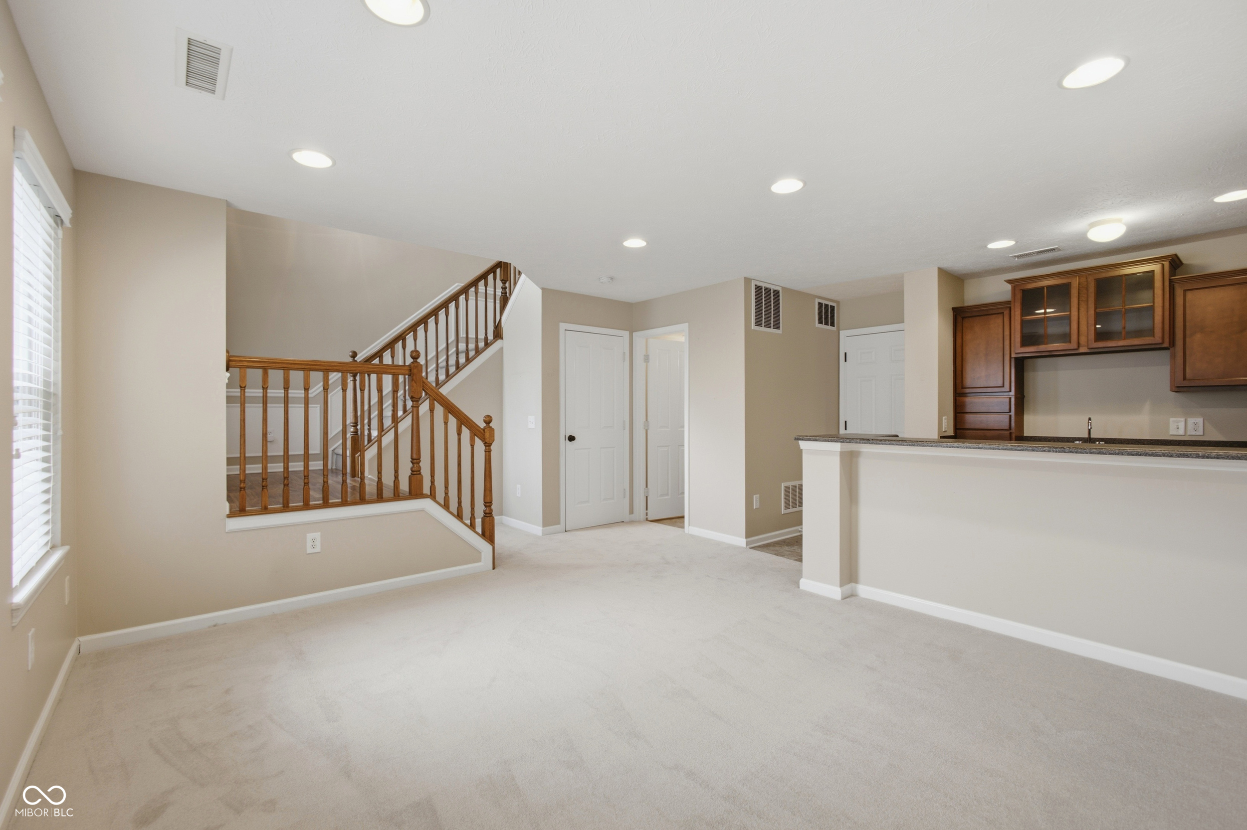 6338 Central Boulevard, Whitestown, IN, 46075 photo 5 of 37
