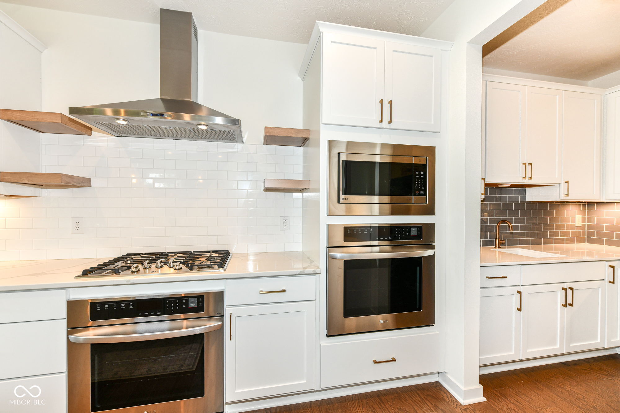 15679 Woodford Drive, Westfield, IN, 46074 photo 5 of 66
