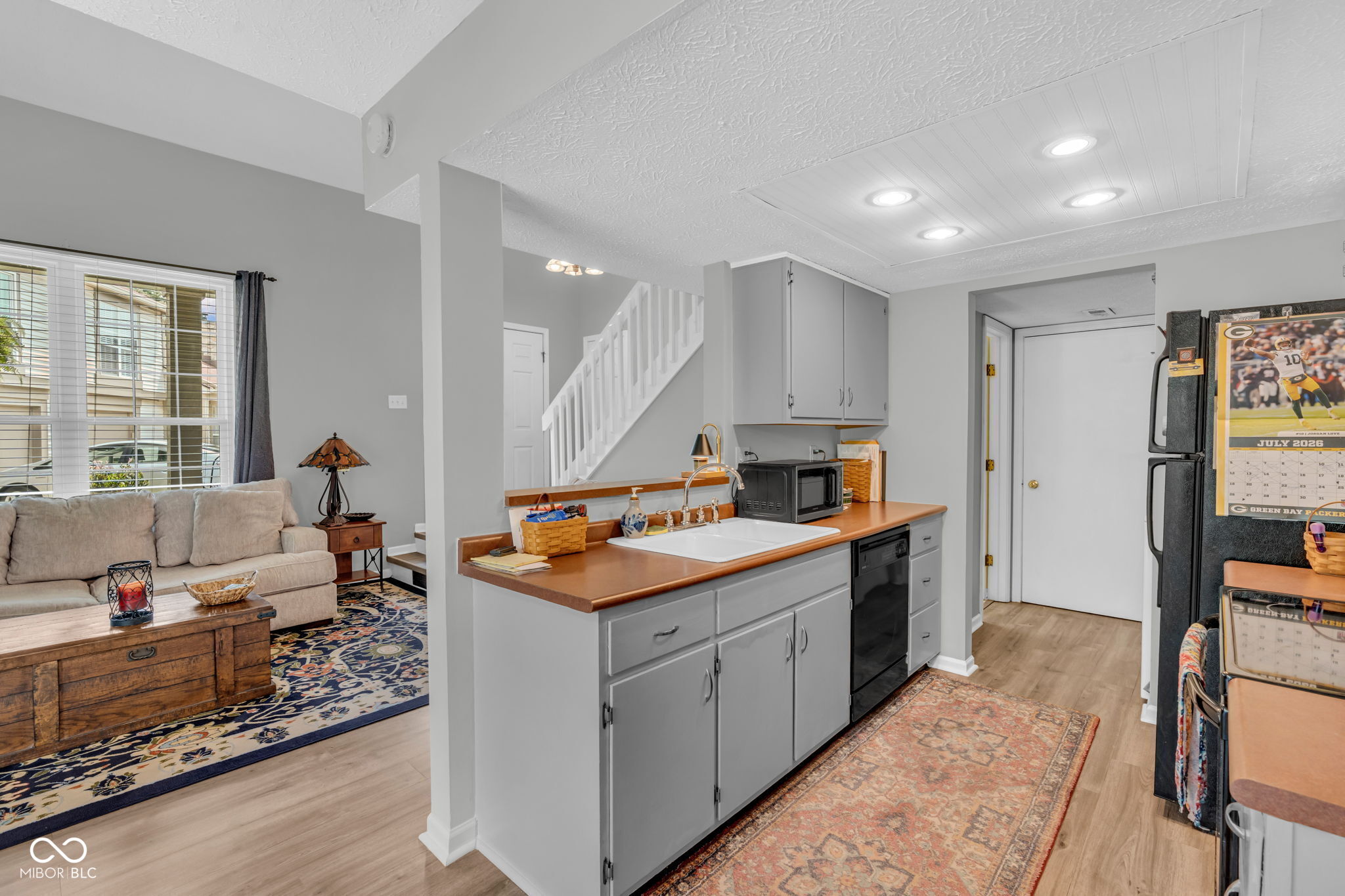 7907 Hunters Path, Indianapolis, IN, 46214 photo 5 of 18